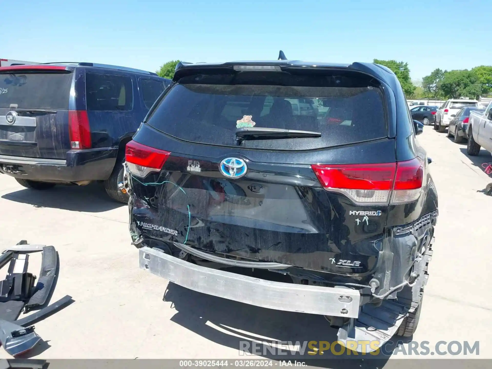 17 Photograph of a damaged car 5TDJGRFH0KS077968 TOYOTA HIGHLANDER HYBRID 2019