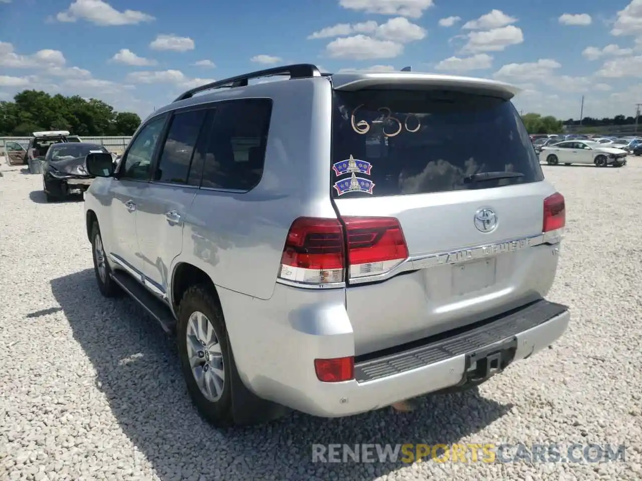 3 Photograph of a damaged car JTMCY7AJ0K4075007 TOYOTA LAND CRUIS 2019