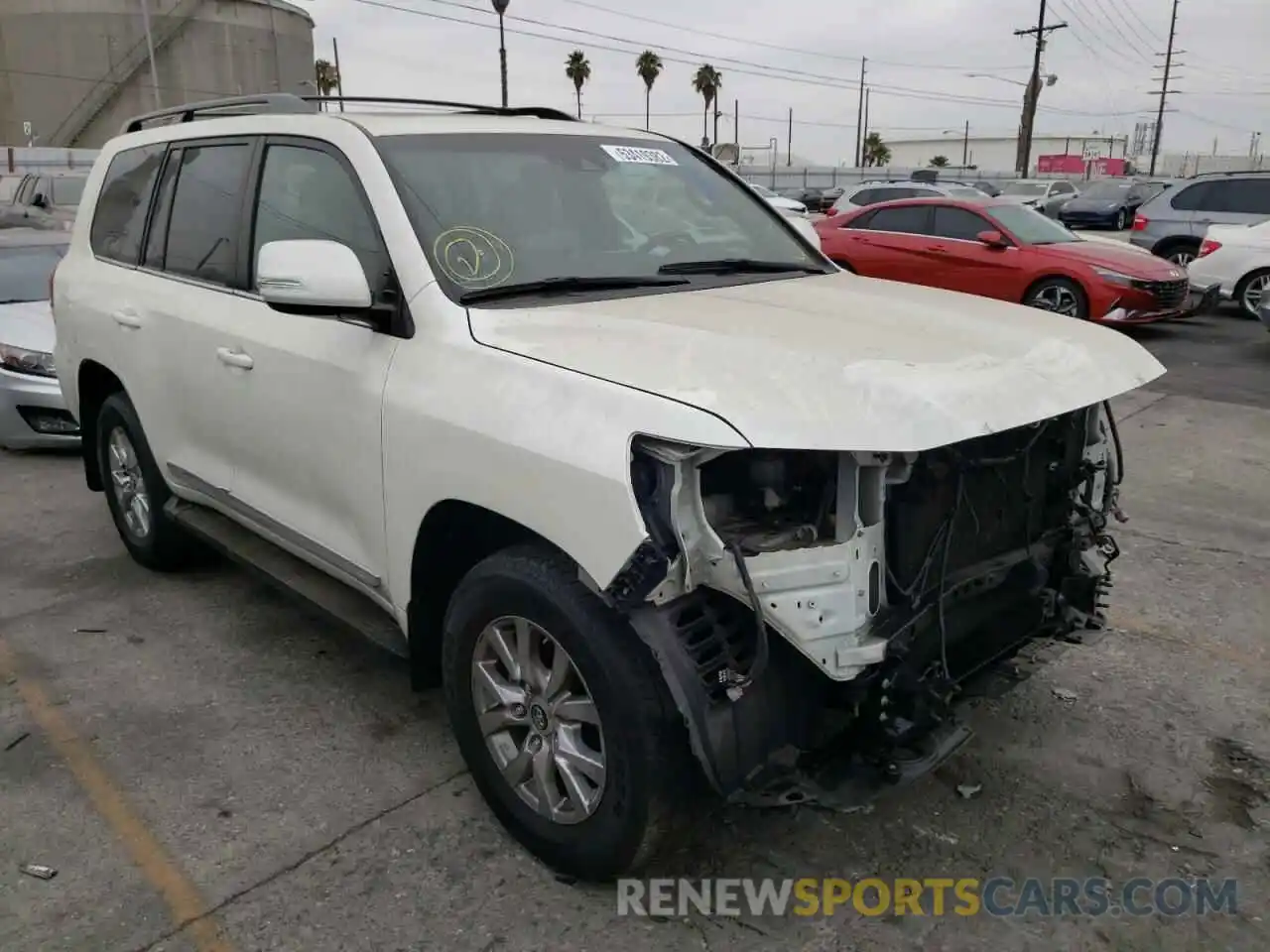 1 Photograph of a damaged car JTMCY7AJ2K4076322 TOYOTA LAND CRUIS 2019