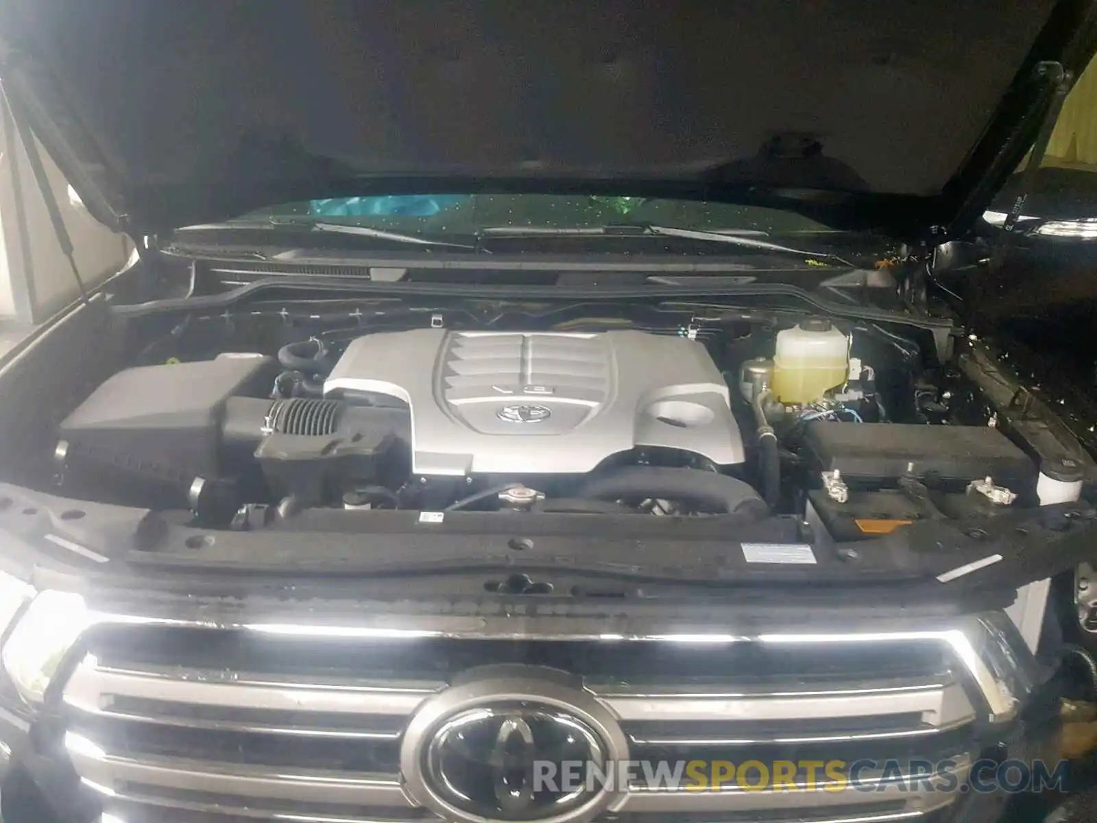 7 Photograph of a damaged car JTMCY7AJ2K4077549 TOYOTA LAND CRUIS 2019