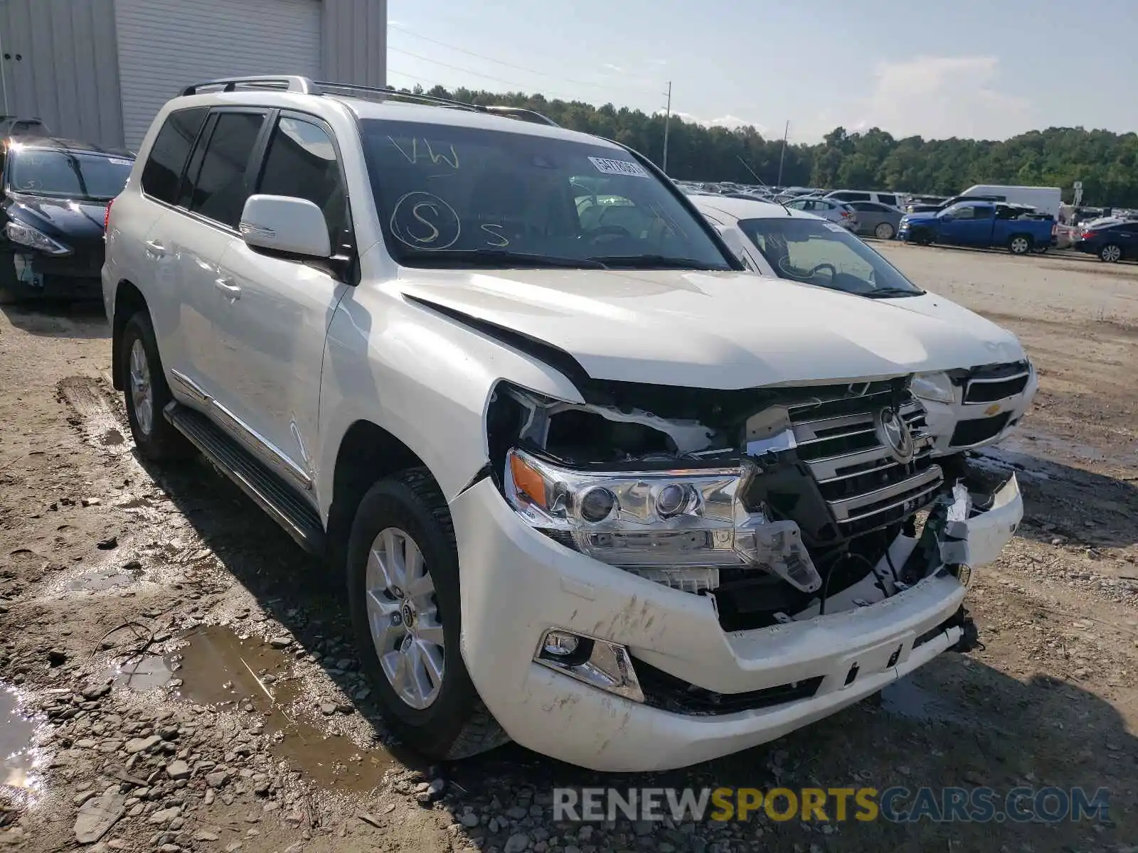 1 Photograph of a damaged car JTMCY7AJ6K4083760 TOYOTA LAND CRUIS 2019