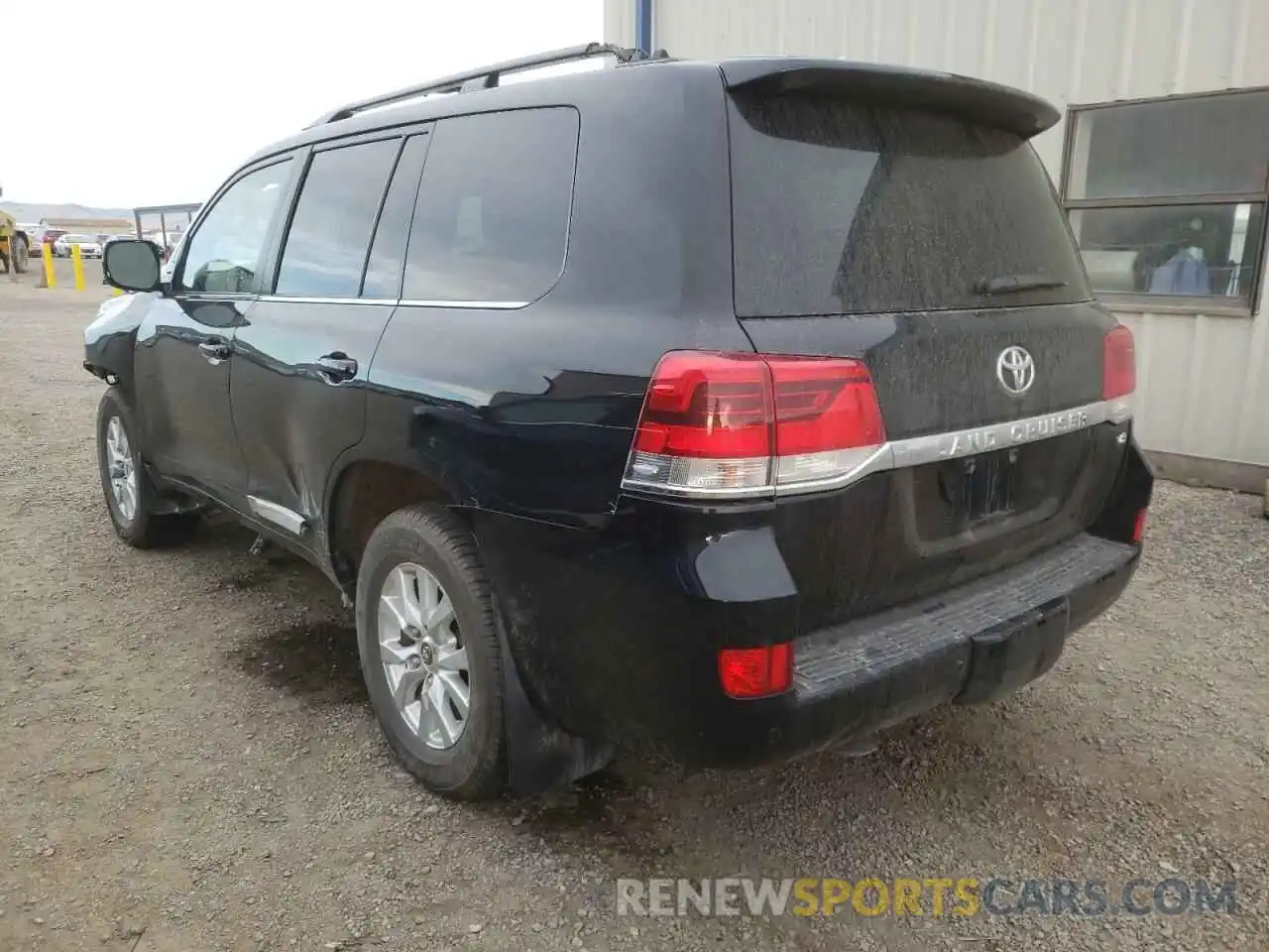 3 Photograph of a damaged car JTMCY7AJ9K4075832 TOYOTA LAND CRUIS 2019