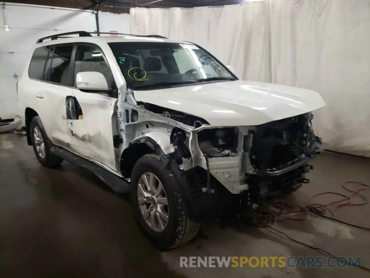 1 Photograph of a damaged car JTMCY7AJ0M4106291 TOYOTA LAND CRUIS 2021