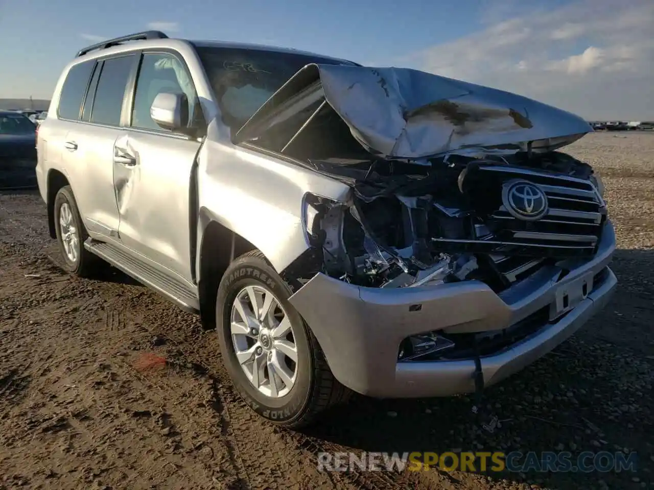 1 Photograph of a damaged car JTMCY7AJ1M4104548 TOYOTA LAND CRUIS 2021