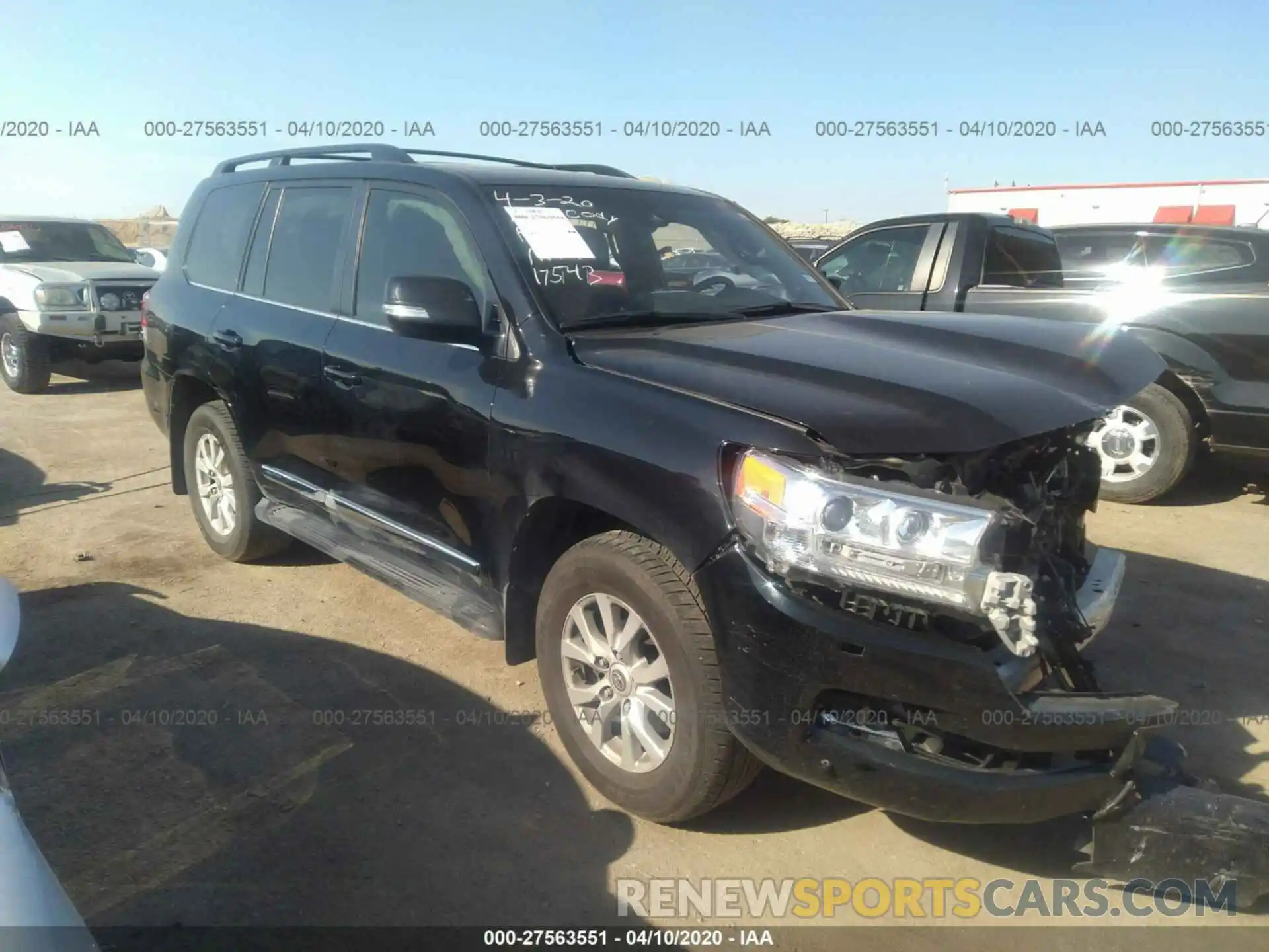 1 Photograph of a damaged car JTMCY7AJ0K4076061 TOYOTA LAND CRUISER 2019