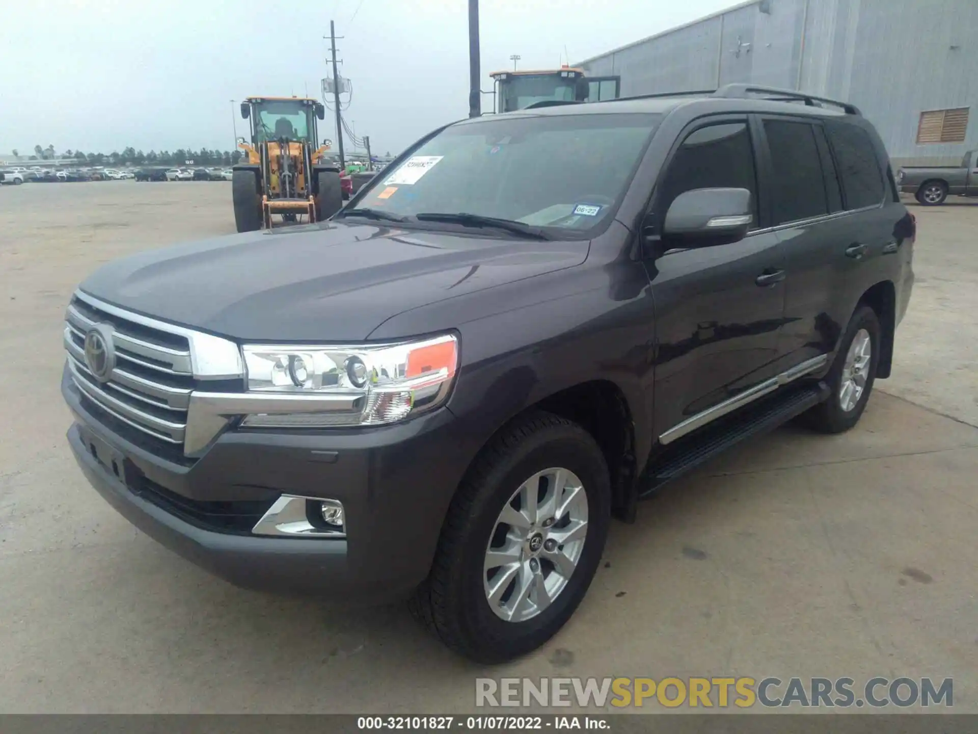 2 Photograph of a damaged car JTMCY7AJ1K4080197 TOYOTA LAND CRUISER 2019