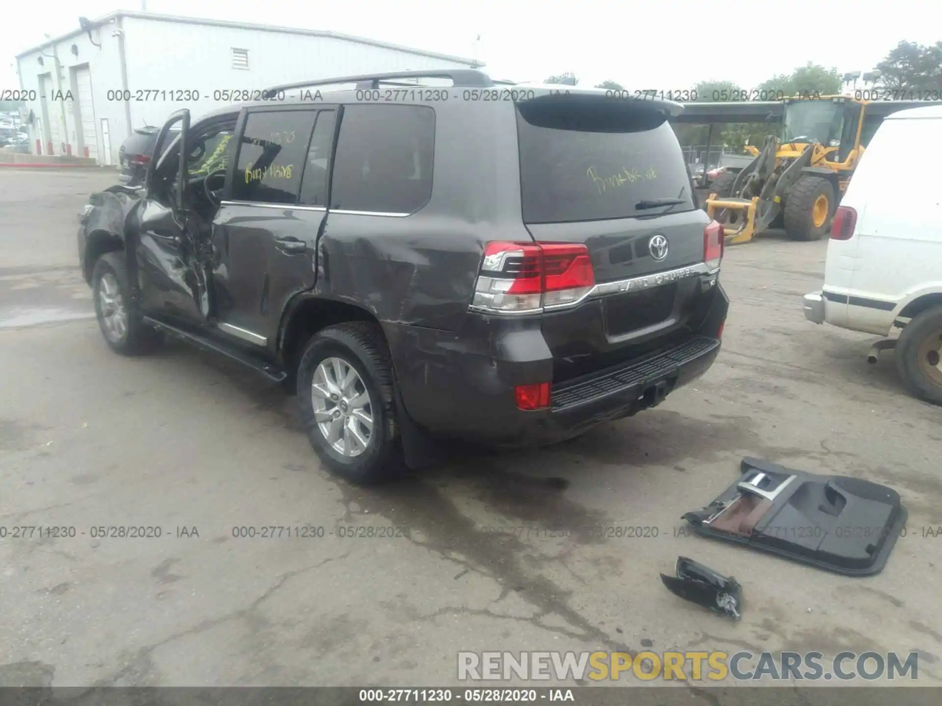 3 Photograph of a damaged car JTMCY7AJ6K4080910 TOYOTA LAND CRUISER 2019