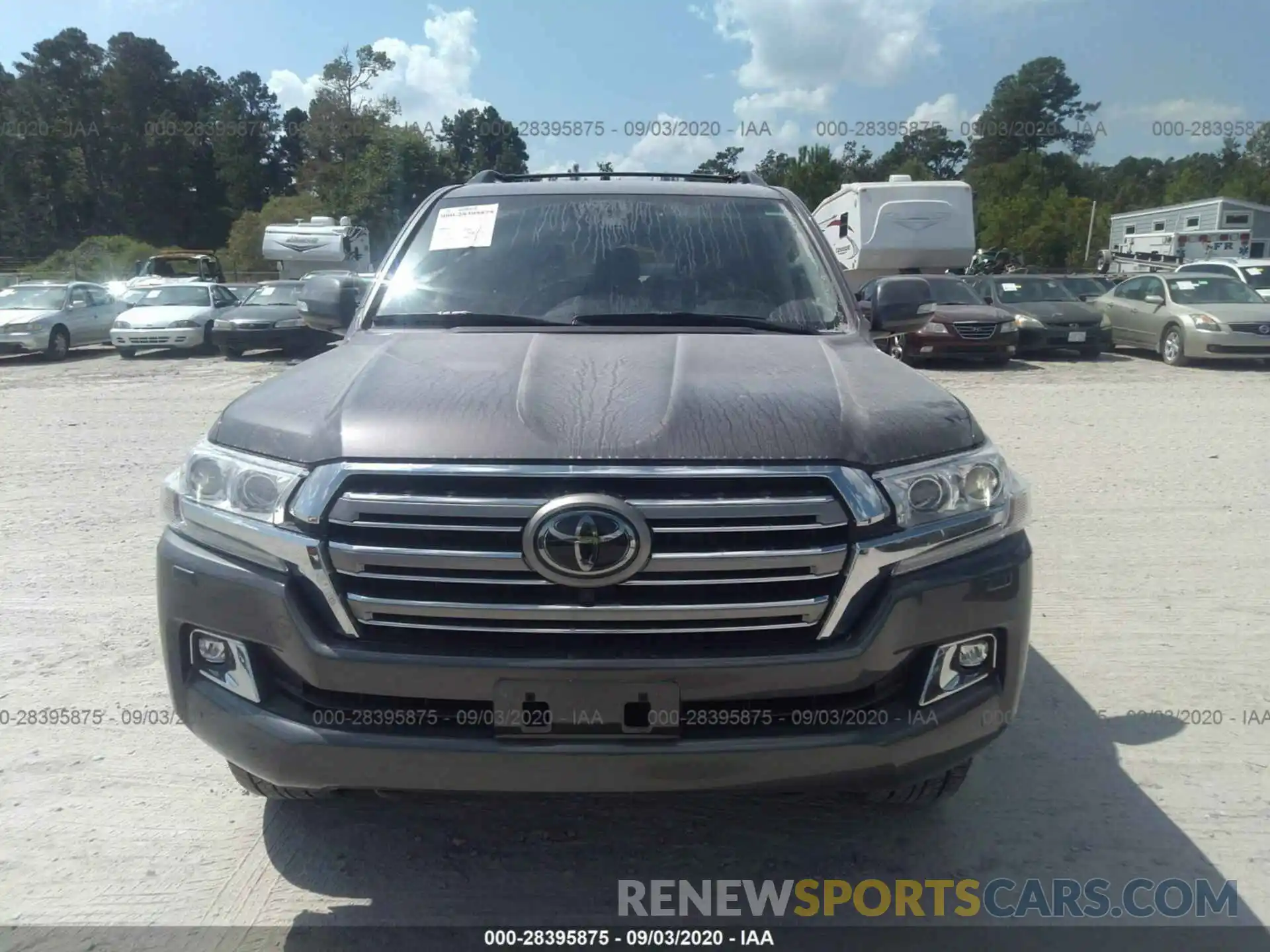 6 Photograph of a damaged car JTMCY7AJXL4087893 TOYOTA LAND CRUISER 2020