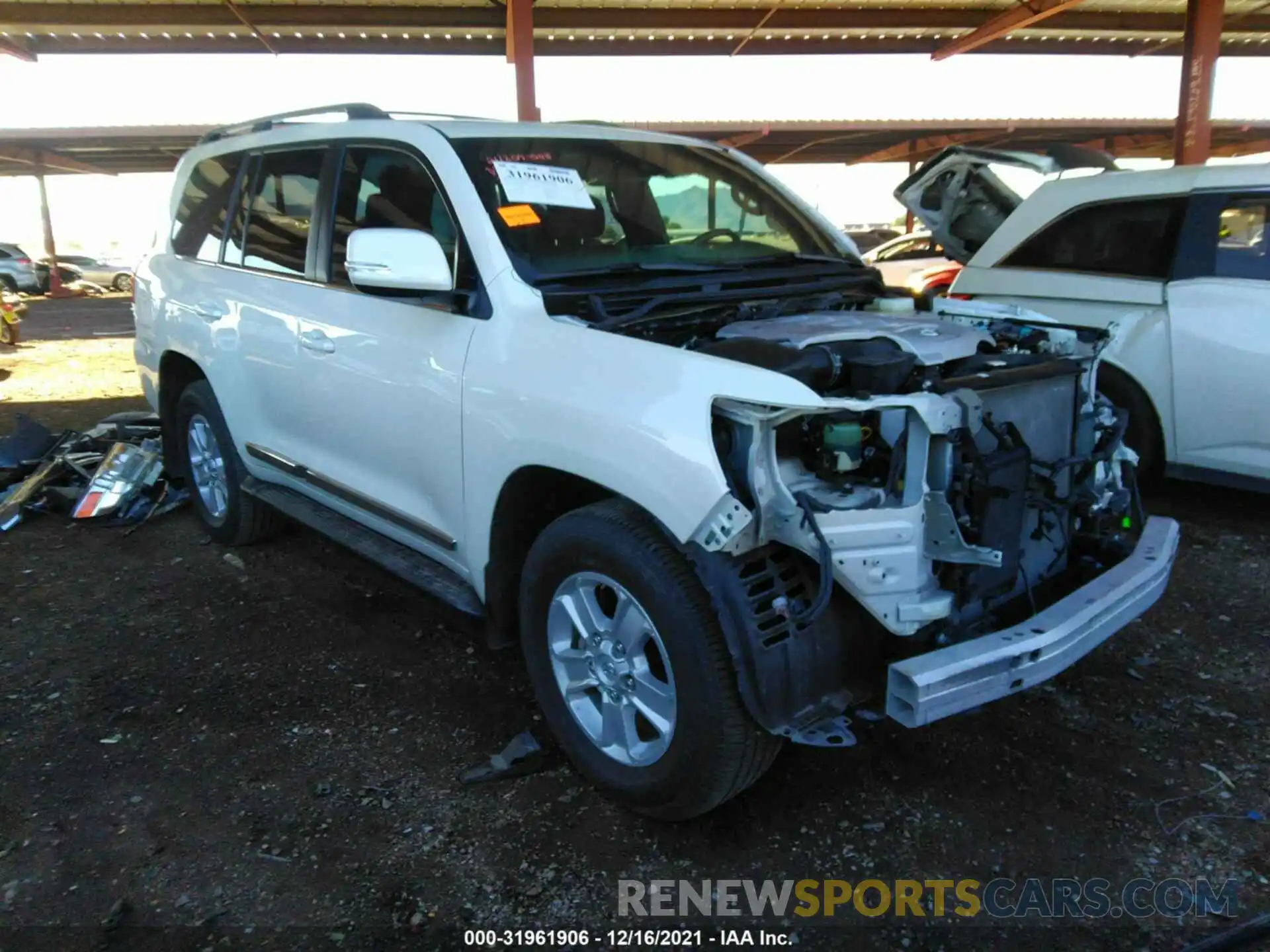 1 Photograph of a damaged car JTMCY7AJ5M4098432 TOYOTA LAND CRUISER 2021