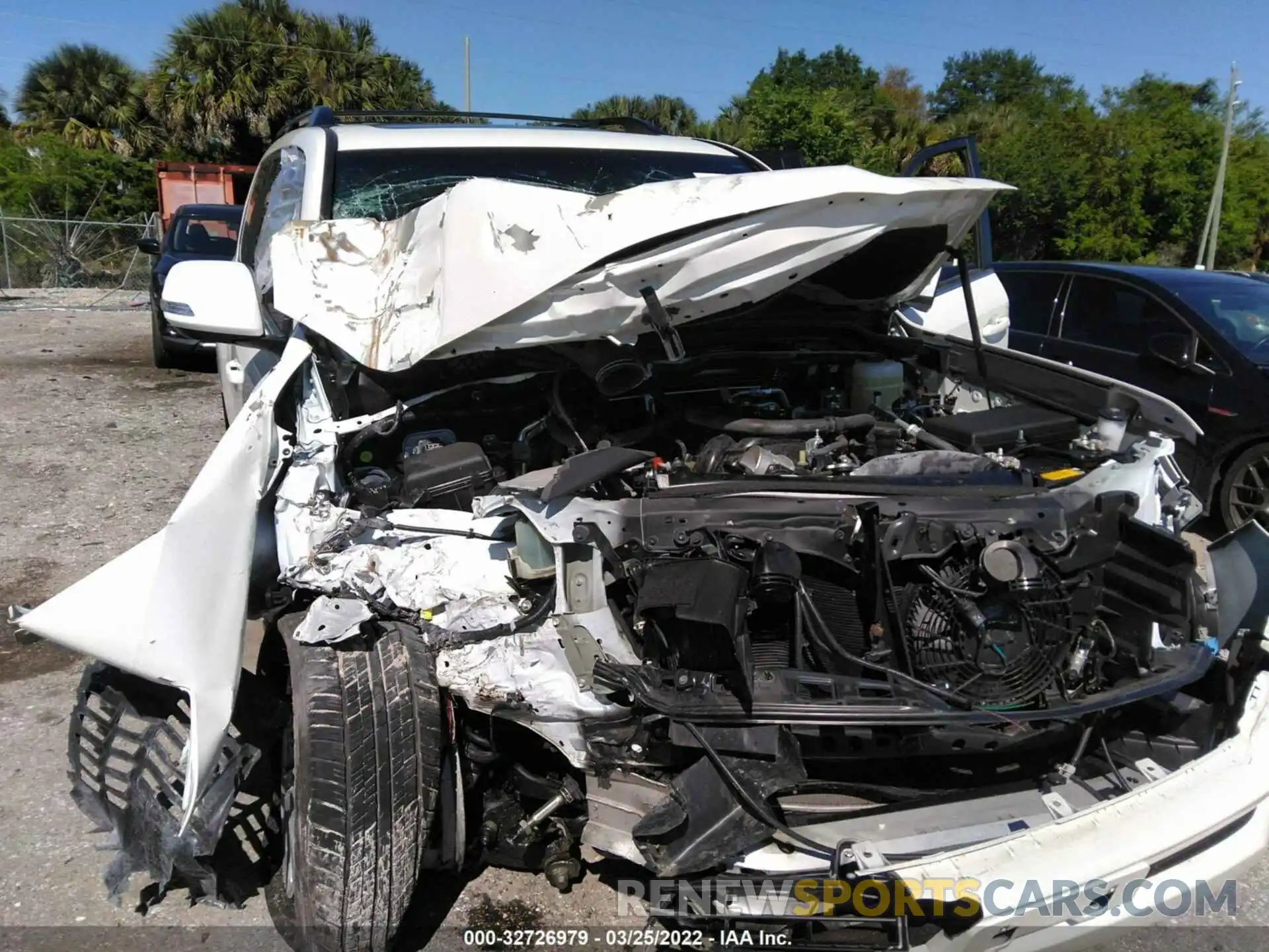 6 Photograph of a damaged car JTMCY7AJ8M4103817 TOYOTA LAND CRUISER 2021