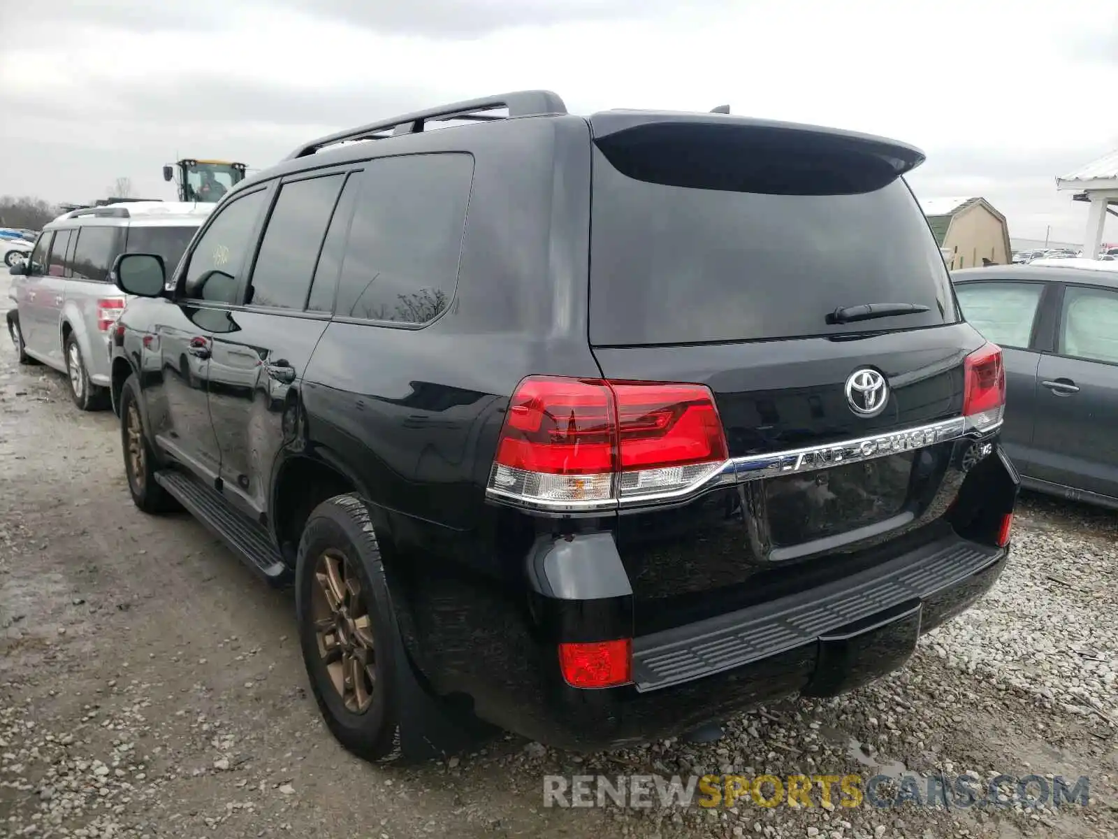 3 Photograph of a damaged car JTMCY7AJ3L4093597 TOYOTA LANDCRUISR 2020