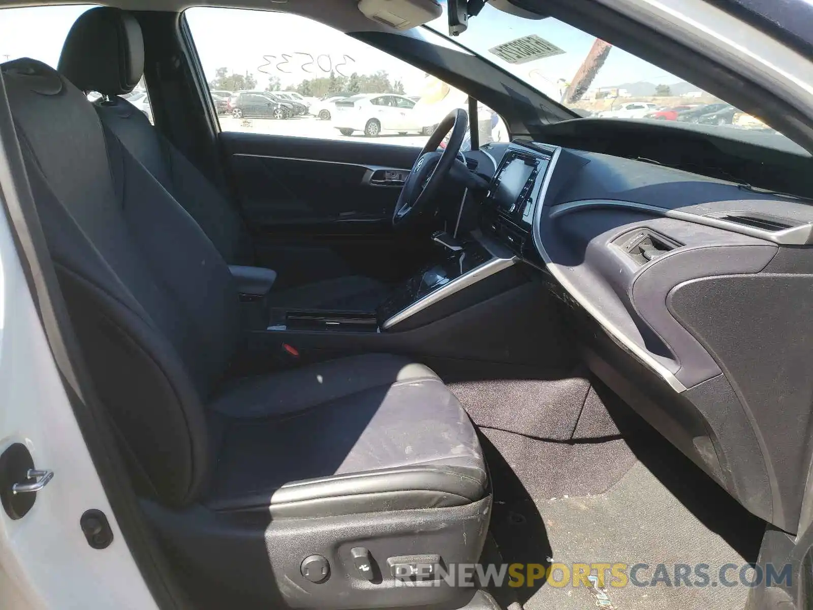 5 Photograph of a damaged car JTDBVRBD4KA006606 TOYOTA MIRAI 2019