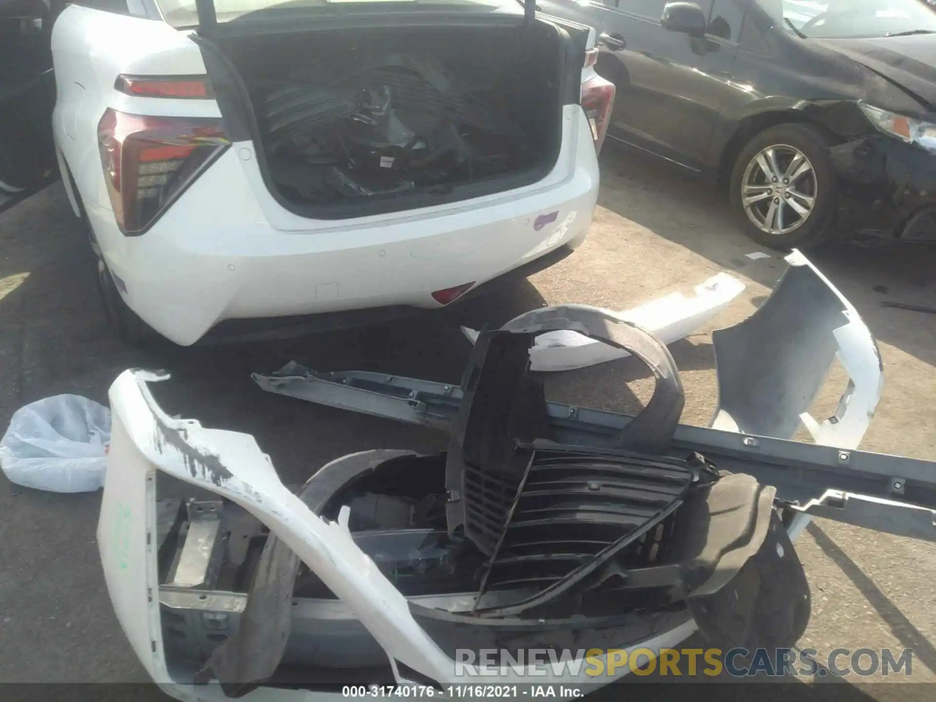 12 Photograph of a damaged car JTDBVRBD6KA006574 TOYOTA MIRAI 2019