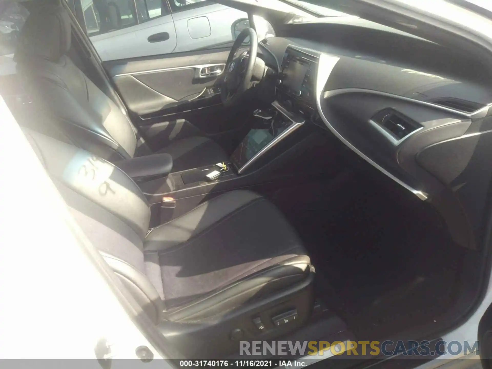 5 Photograph of a damaged car JTDBVRBD6KA006574 TOYOTA MIRAI 2019