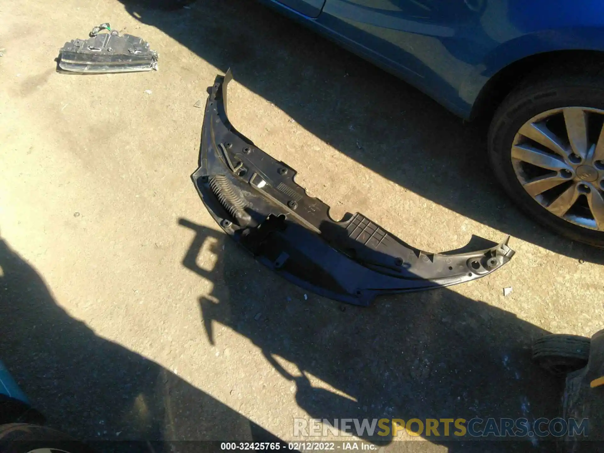 12 Photograph of a damaged car JTDBVRBD7KA005773 TOYOTA MIRAI 2019