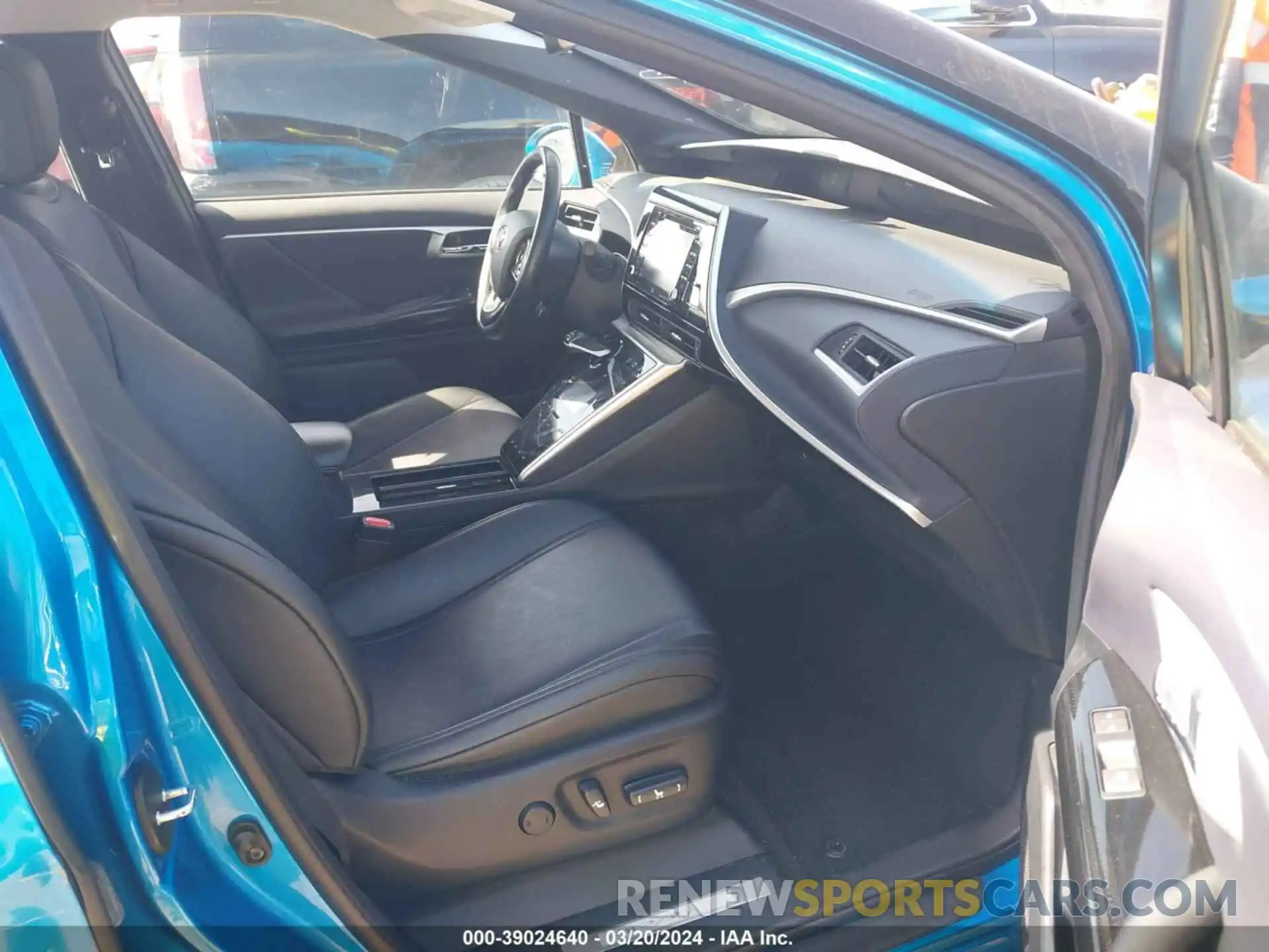 5 Photograph of a damaged car JTDBVRBD8KA005796 TOYOTA MIRAI 2019