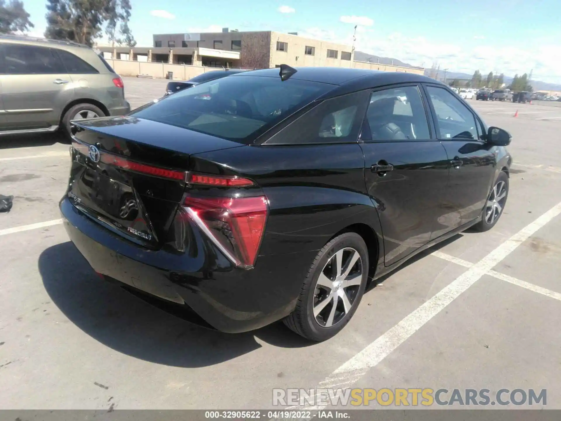 4 Фотография поврежденного автомобиля JTDBVRBDXKA005900 TOYOTA MIRAI 2019