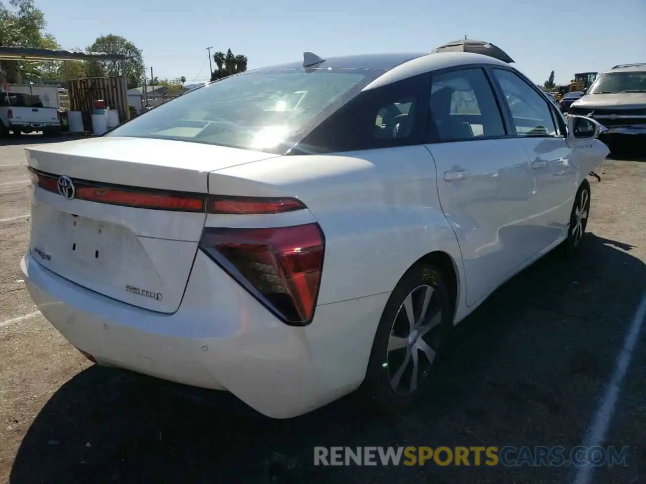 4 Photograph of a damaged car JTDBVRBD6LA007953 TOYOTA MIRAI 2020