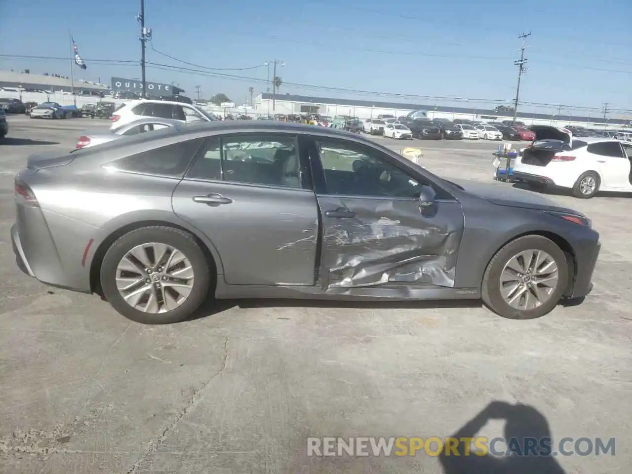 9 Photograph of a damaged car JTDAAAAA0MA001521 TOYOTA MIRAI 2021