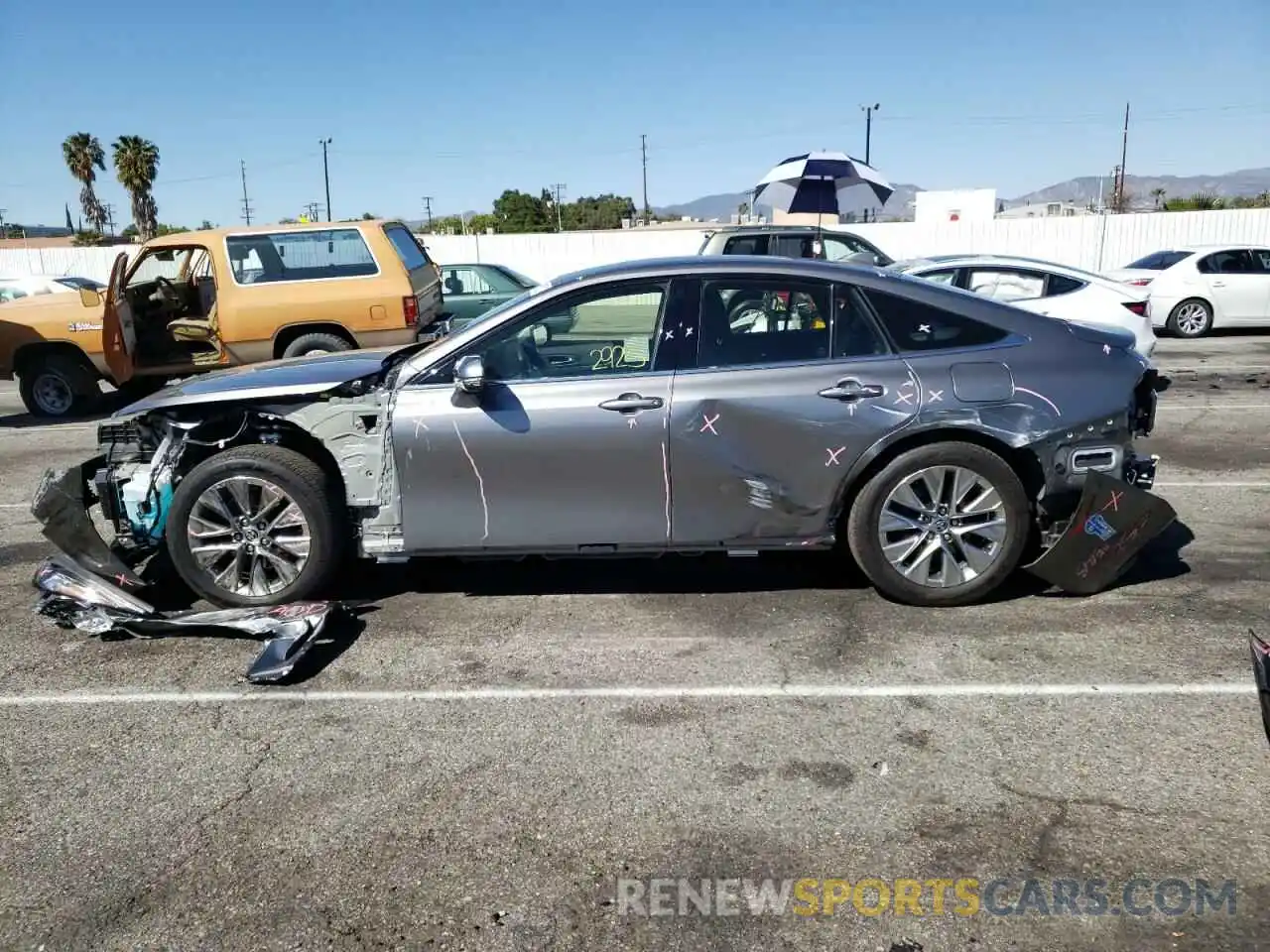 9 Photograph of a damaged car JTDAAAAA4MA000825 TOYOTA MIRAI 2021