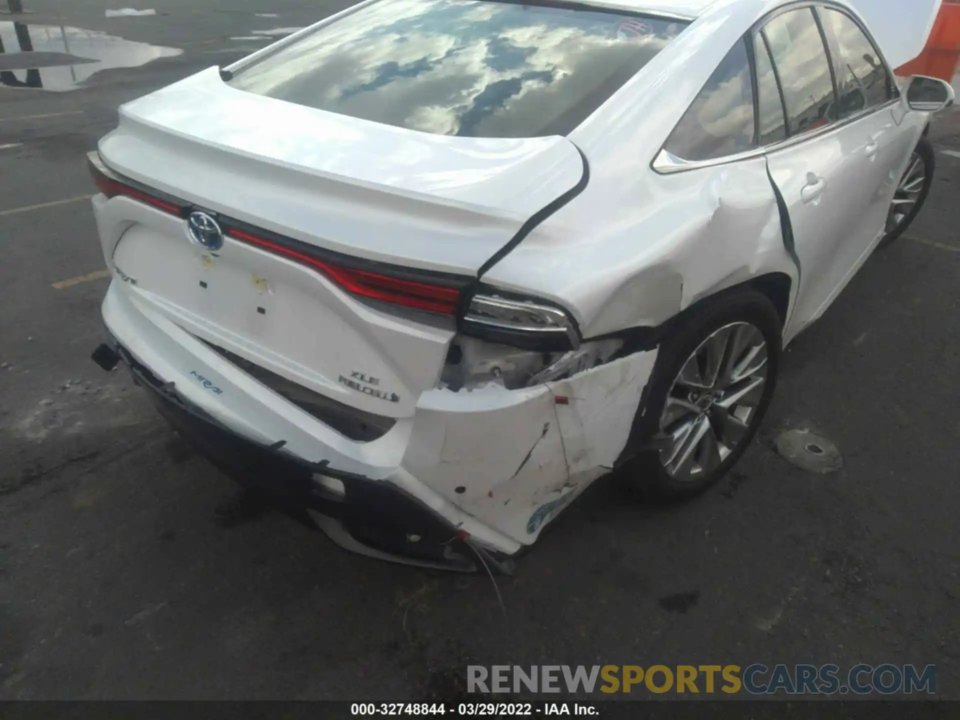 6 Photograph of a damaged car JTDAAAAA4MA001103 TOYOTA MIRAI 2021