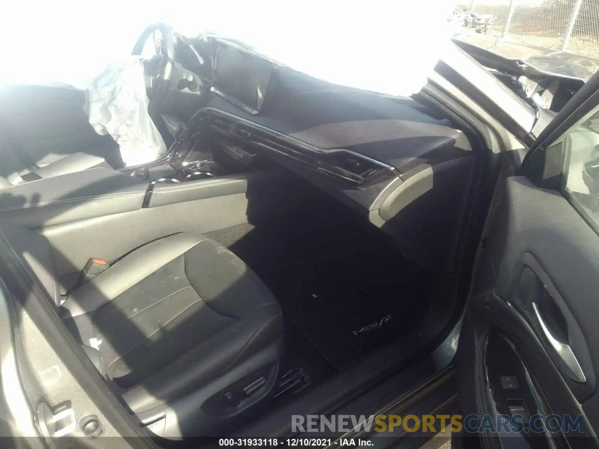 5 Photograph of a damaged car JTDAAAAA5MA002468 TOYOTA MIRAI 2021