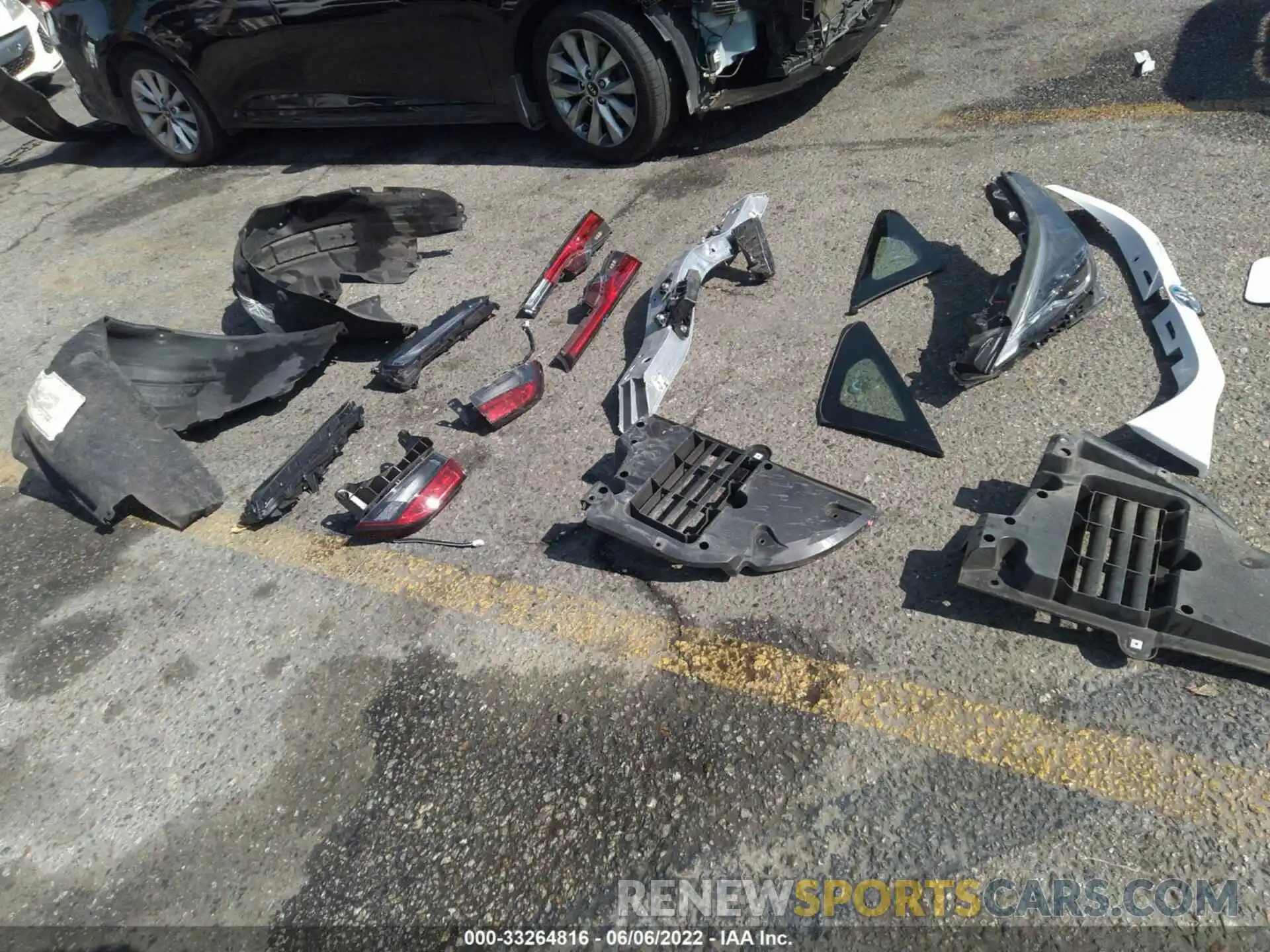 14 Photograph of a damaged car JTDAAAAA7MA001564 TOYOTA MIRAI 2021