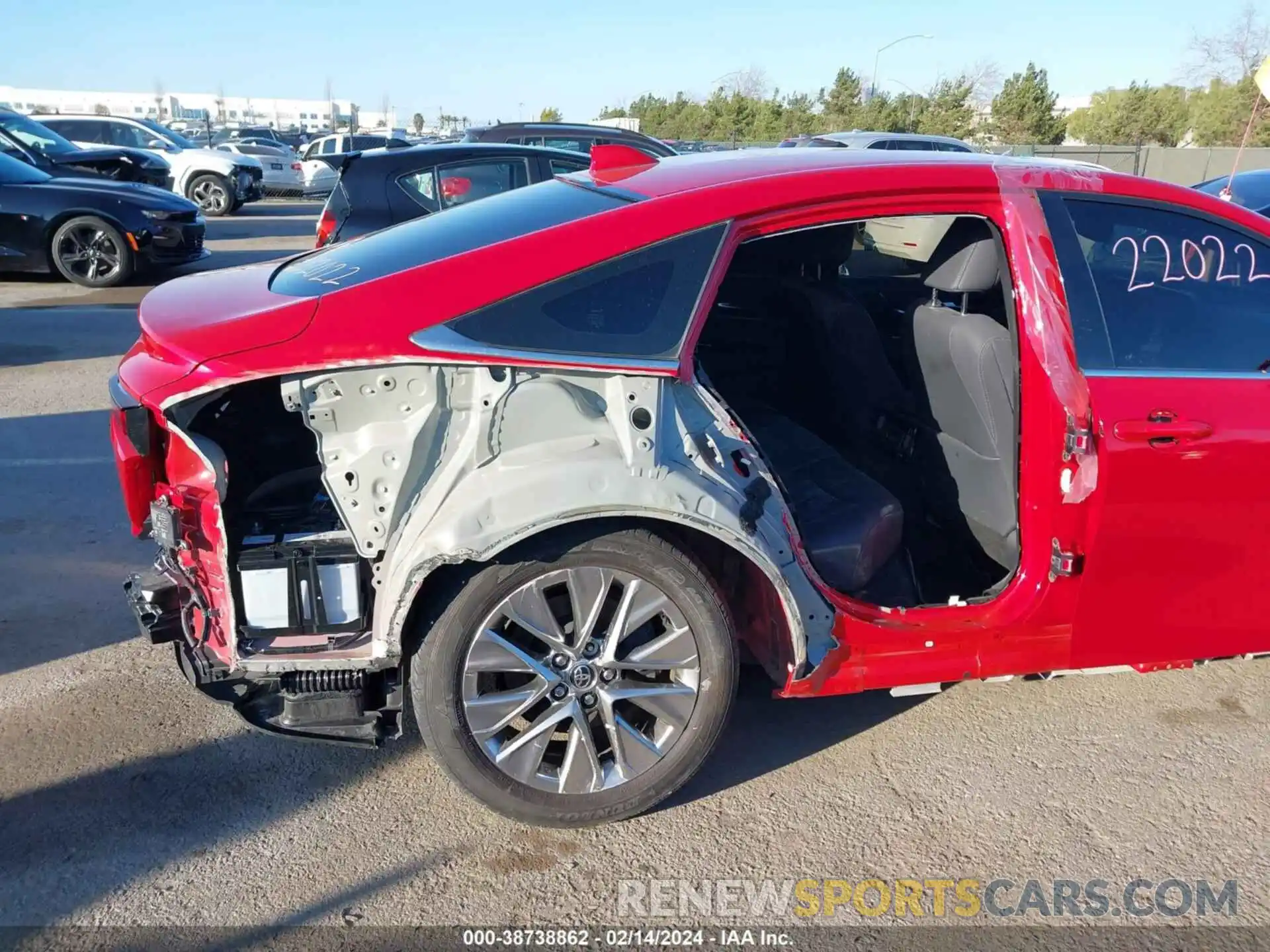 6 Photograph of a damaged car JTDAAAAA6NA007180 TOYOTA MIRAI 2022