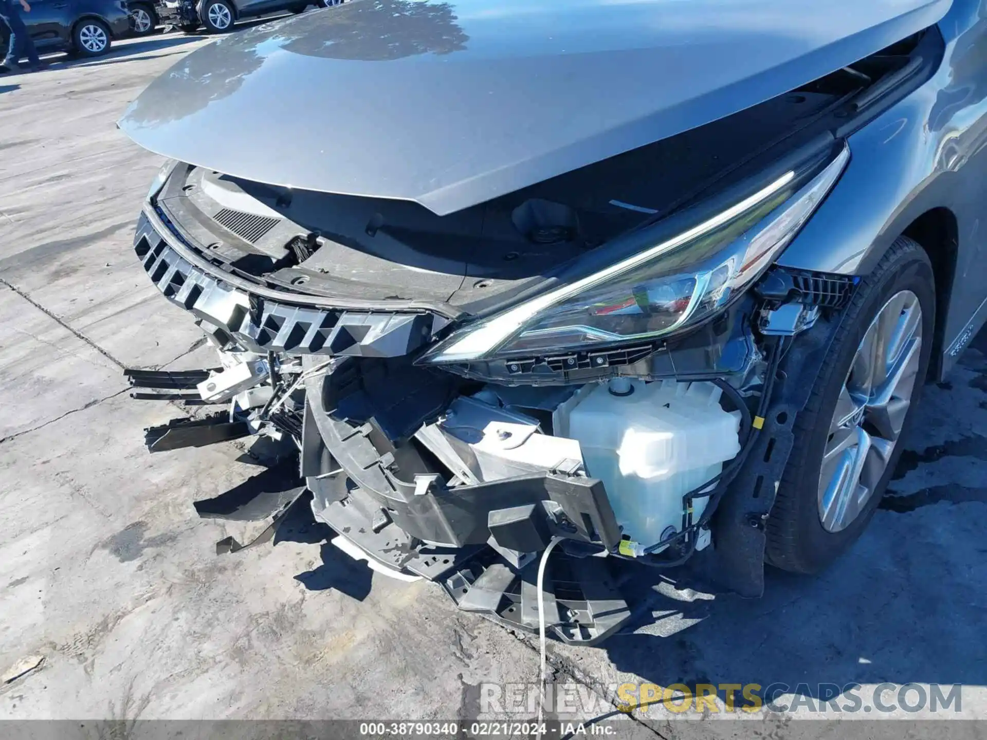 18 Photograph of a damaged car JTDAAAAA1PA008515 TOYOTA MIRAI 2023