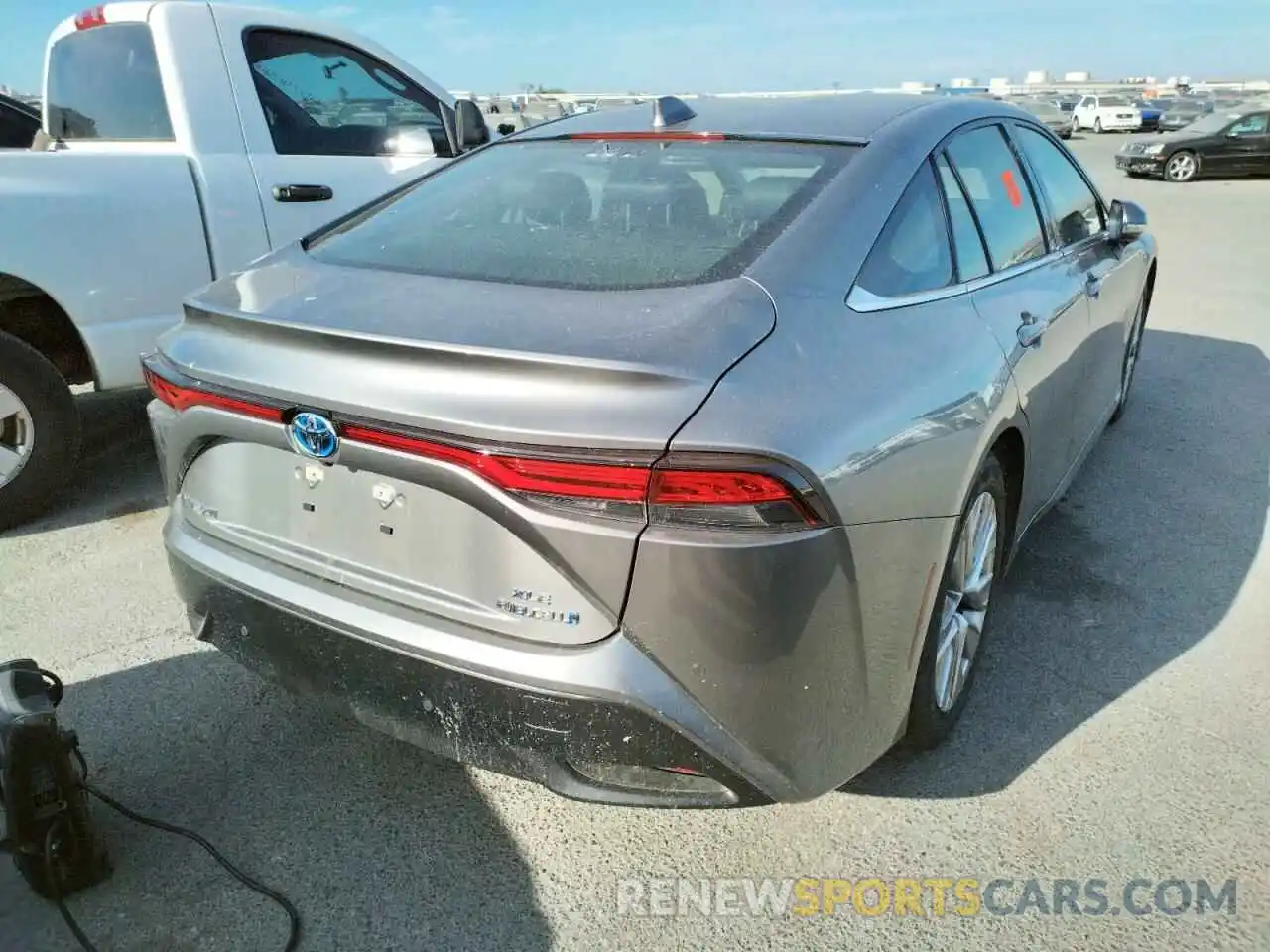 4 Photograph of a damaged car JTDAAAAA3NA005158 TOYOTA MIRAI LE 2022