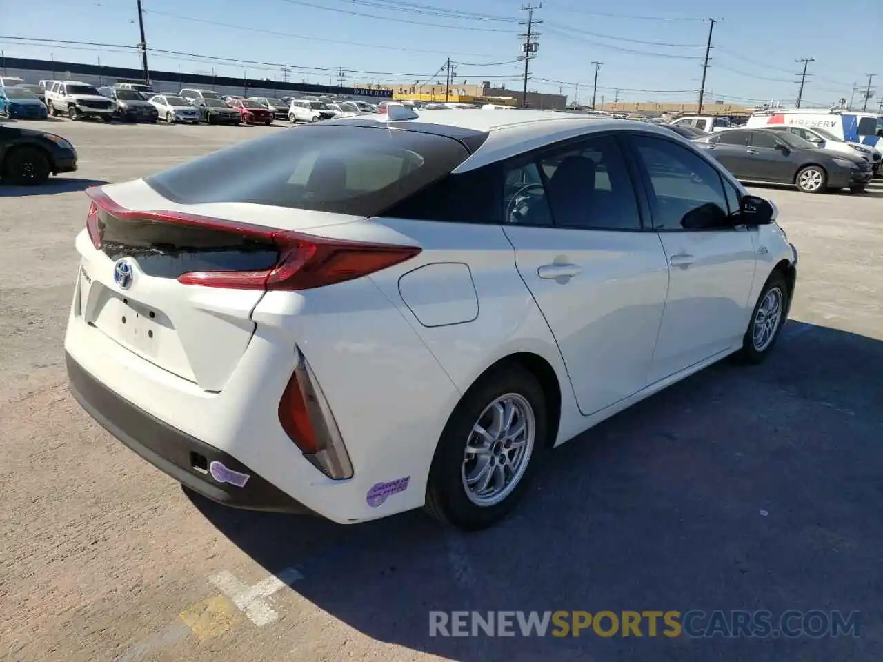 4 Фотография поврежденного автомобиля JTDKARFP0K3113978 TOYOTA PRIUS 2019