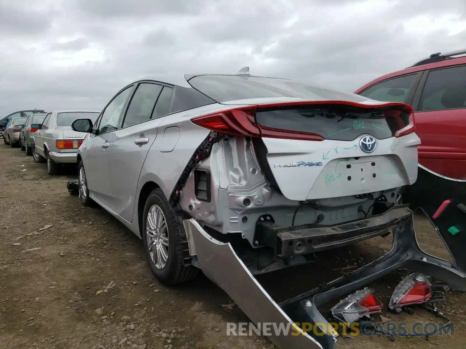 3 Фотография поврежденного автомобиля JTDKARFP3K3114607 TOYOTA PRIUS 2019