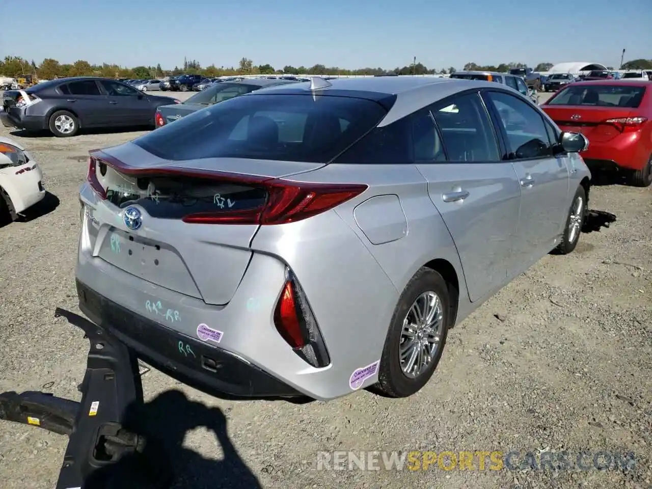 4 Фотография поврежденного автомобиля JTDKARFP4K3108590 TOYOTA PRIUS 2019