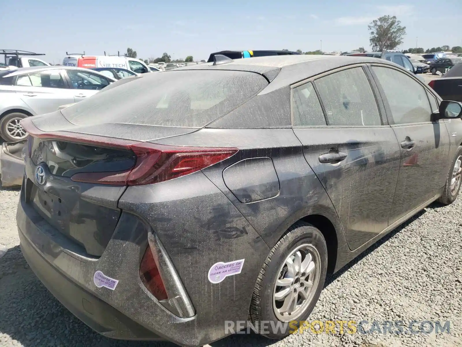 4 Фотография поврежденного автомобиля JTDKARFP4K3114597 TOYOTA PRIUS 2019