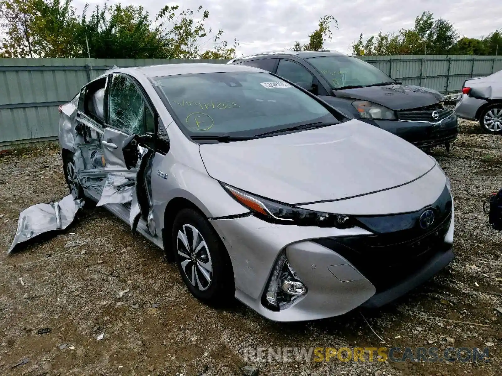 1 Фотография поврежденного автомобиля JTDKARFP8K3114263 TOYOTA PRIUS 2019