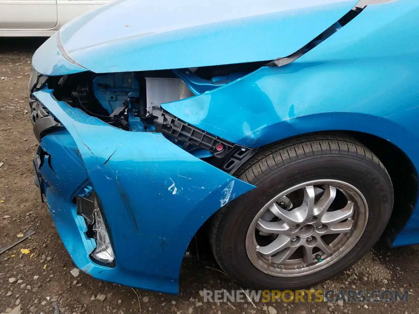 9 Photograph of a damaged car JTDKARFP8K3117633 TOYOTA PRIUS 2019