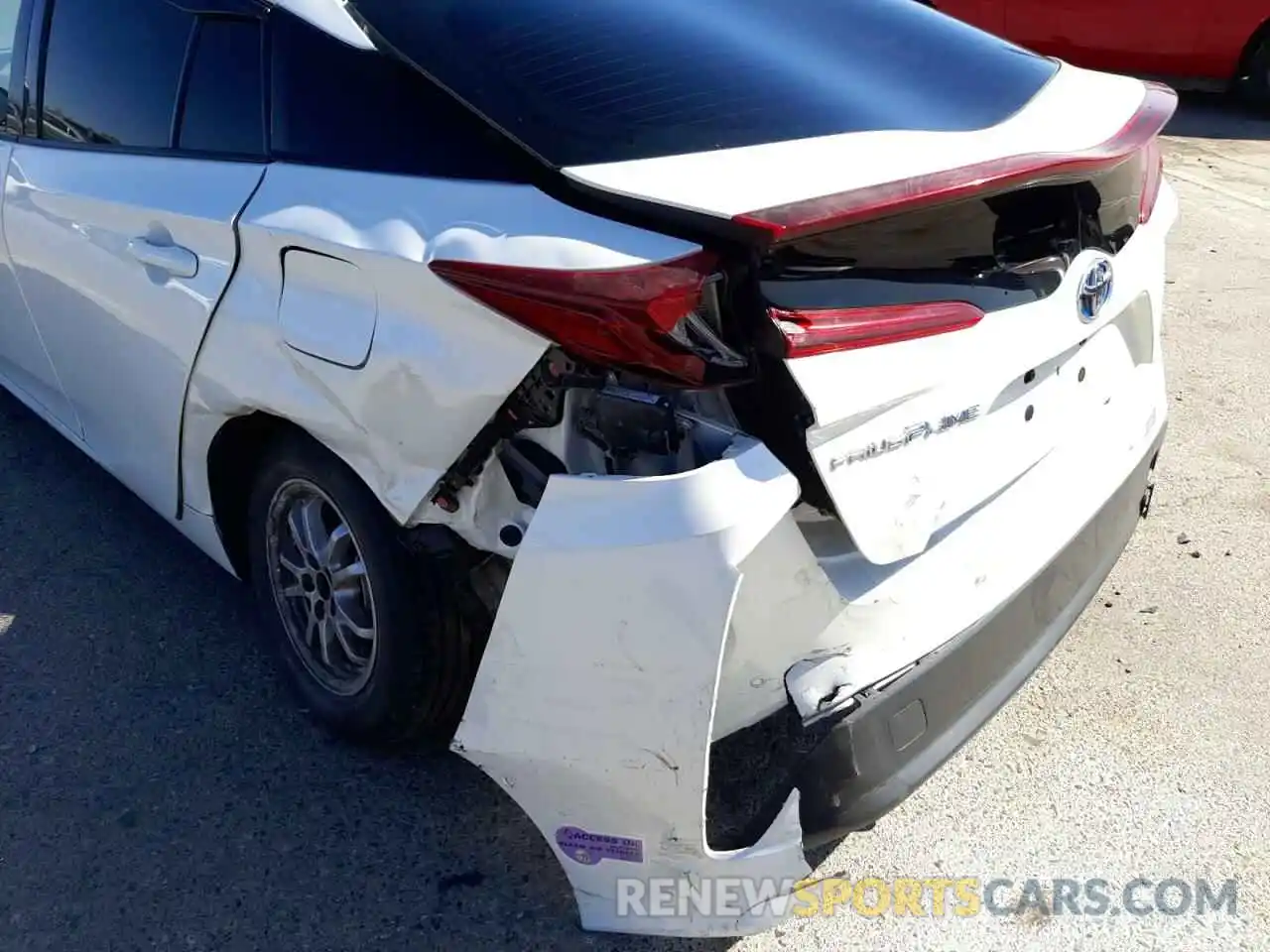 9 Photograph of a damaged car JTDKARFP9K3118063 TOYOTA PRIUS 2019