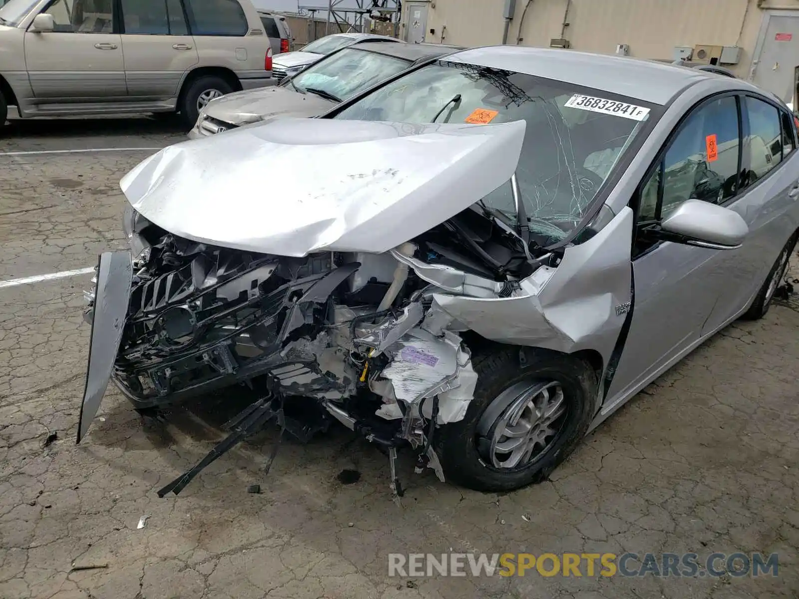 9 Фотография поврежденного автомобиля JTDKARFPXK3117343 TOYOTA PRIUS 2019