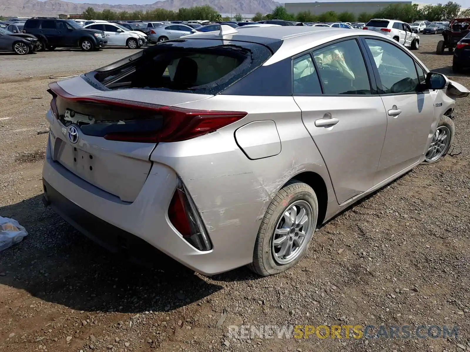 4 Фотография поврежденного автомобиля JTDKARFPXK3119075 TOYOTA PRIUS 2019