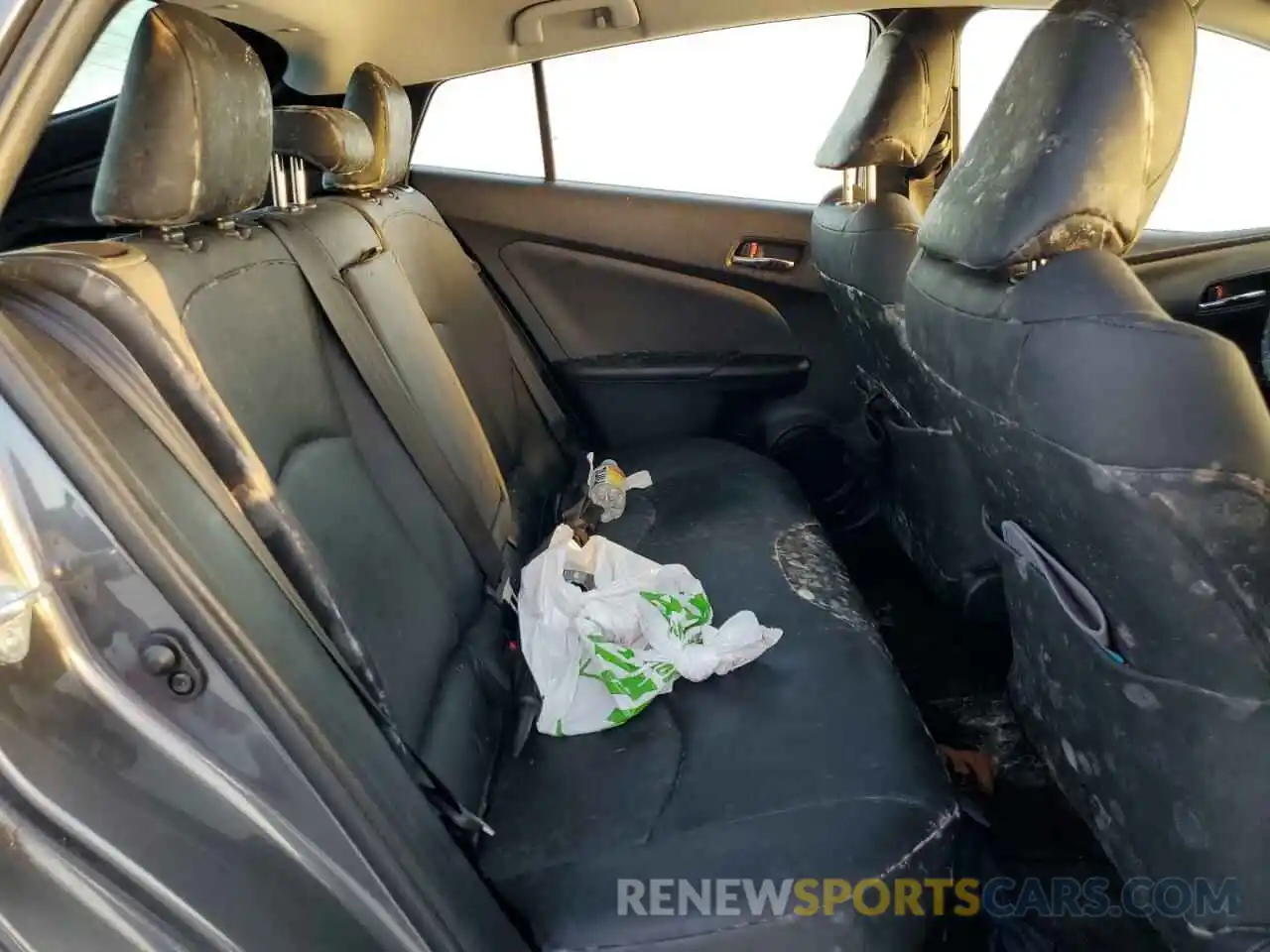 6 Photograph of a damaged car JTDKARFU0K3073567 TOYOTA PRIUS 2019