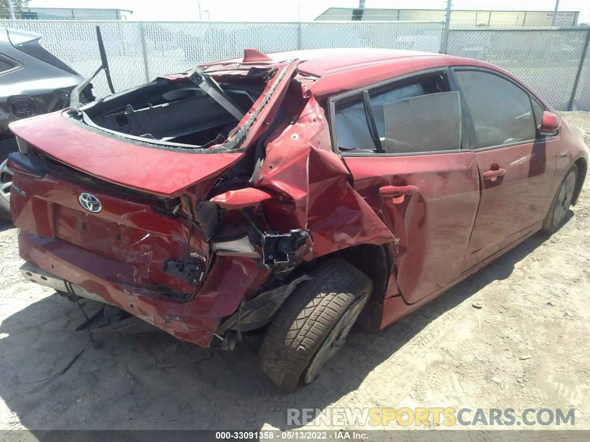 4 Фотография поврежденного автомобиля JTDKARFU0K3074704 TOYOTA PRIUS 2019