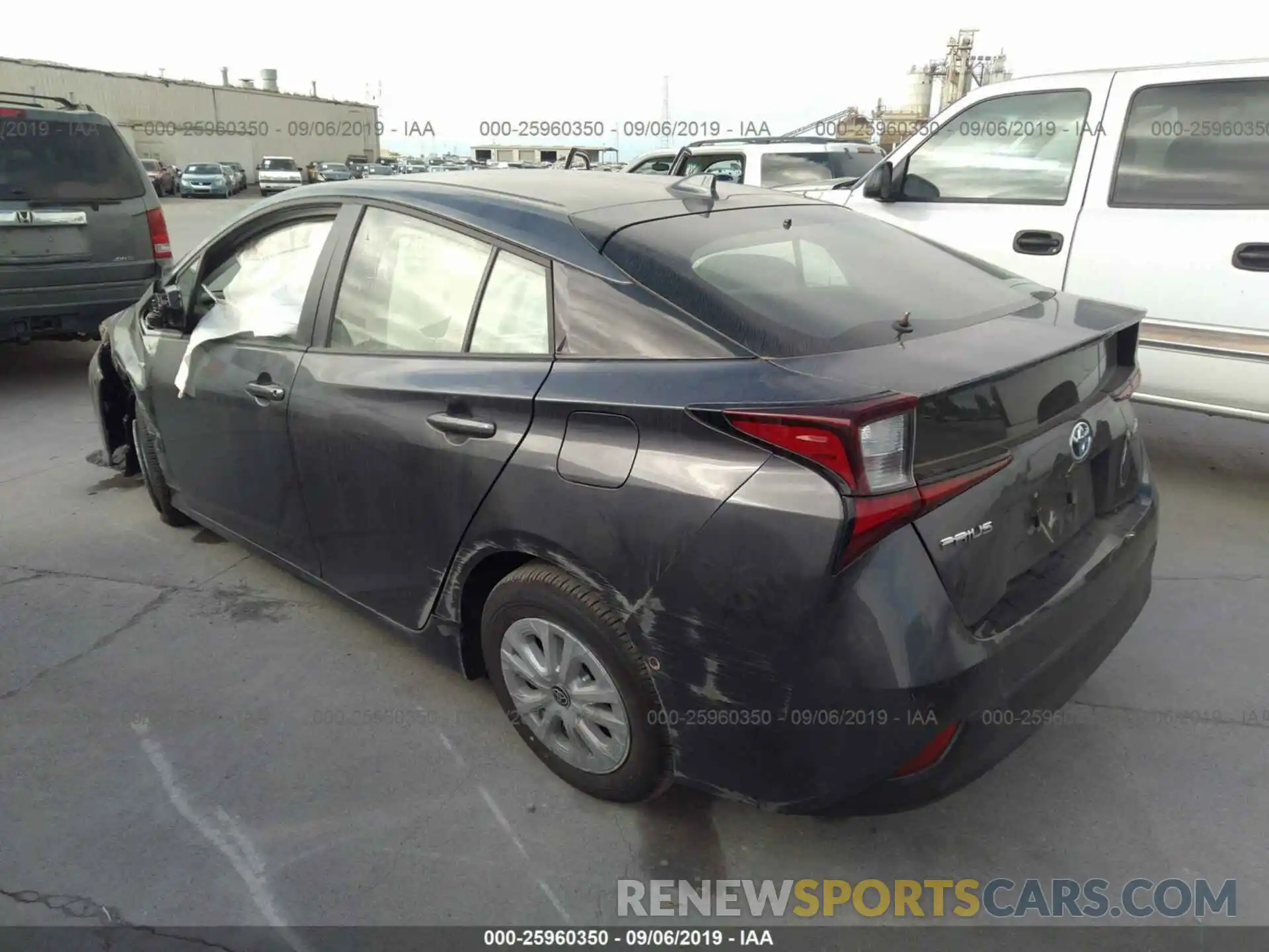 3 Фотография поврежденного автомобиля JTDKARFU0K3078929 TOYOTA PRIUS 2019