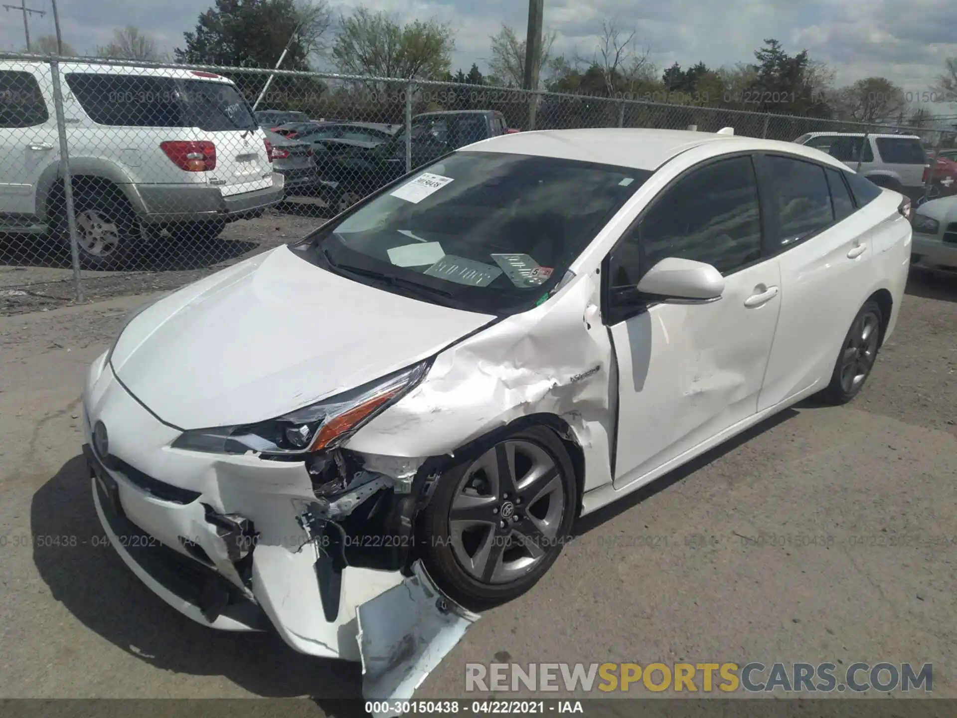 2 Photograph of a damaged car JTDKARFU0K3081278 TOYOTA PRIUS 2019