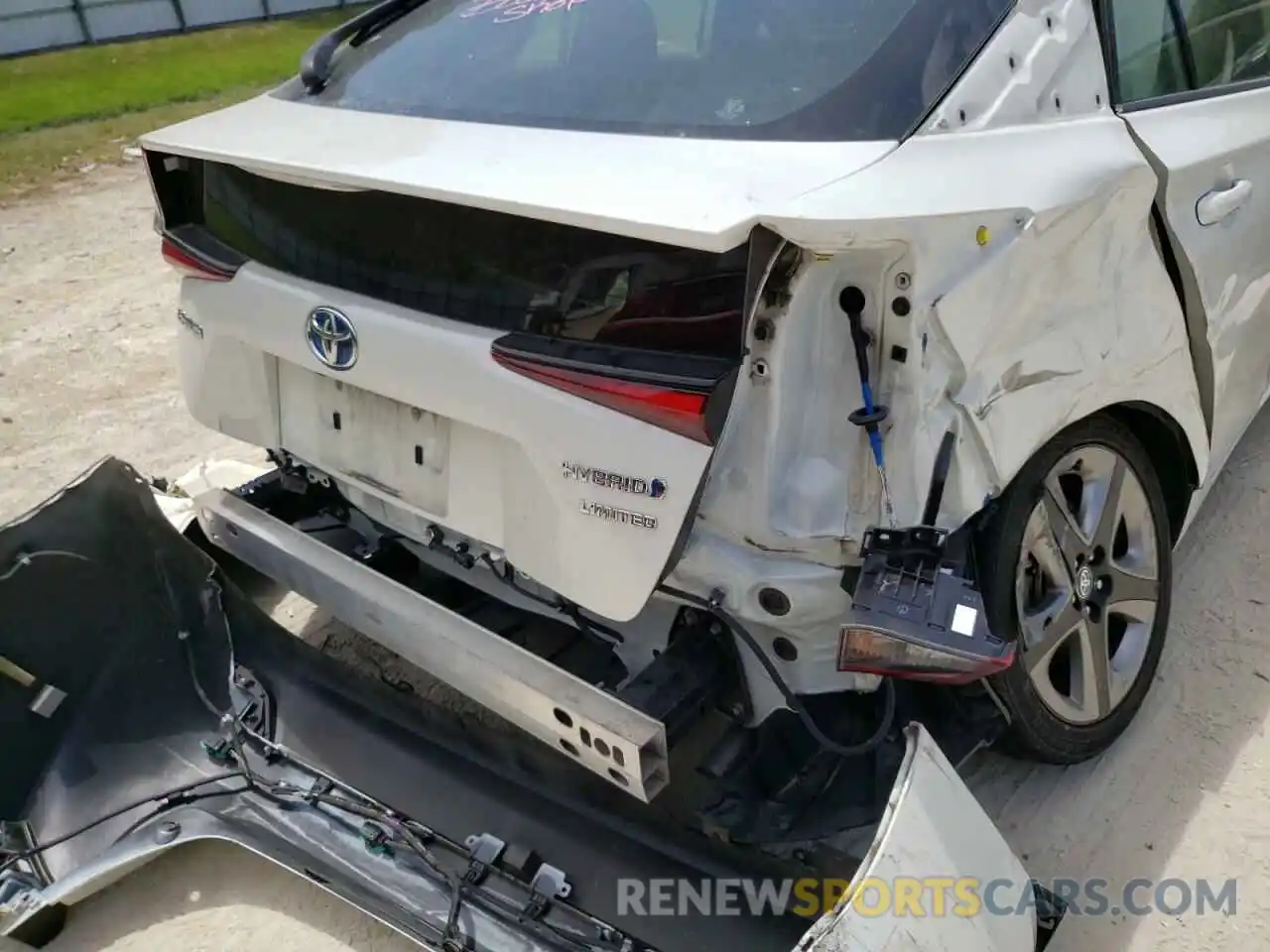 9 Photograph of a damaged car JTDKARFU0K3083550 TOYOTA PRIUS 2019