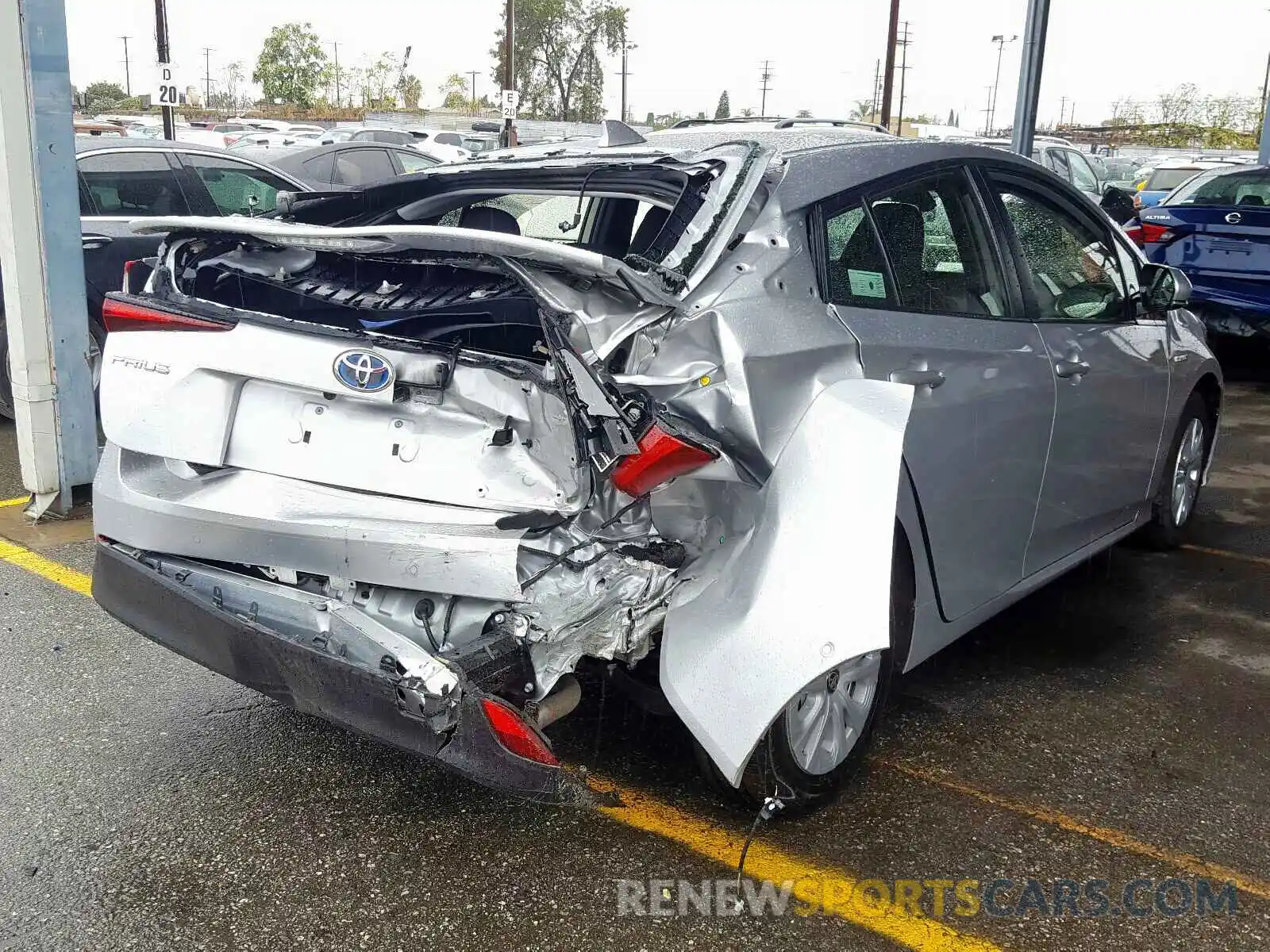 4 Photograph of a damaged car JTDKARFU0K3084097 TOYOTA PRIUS 2019