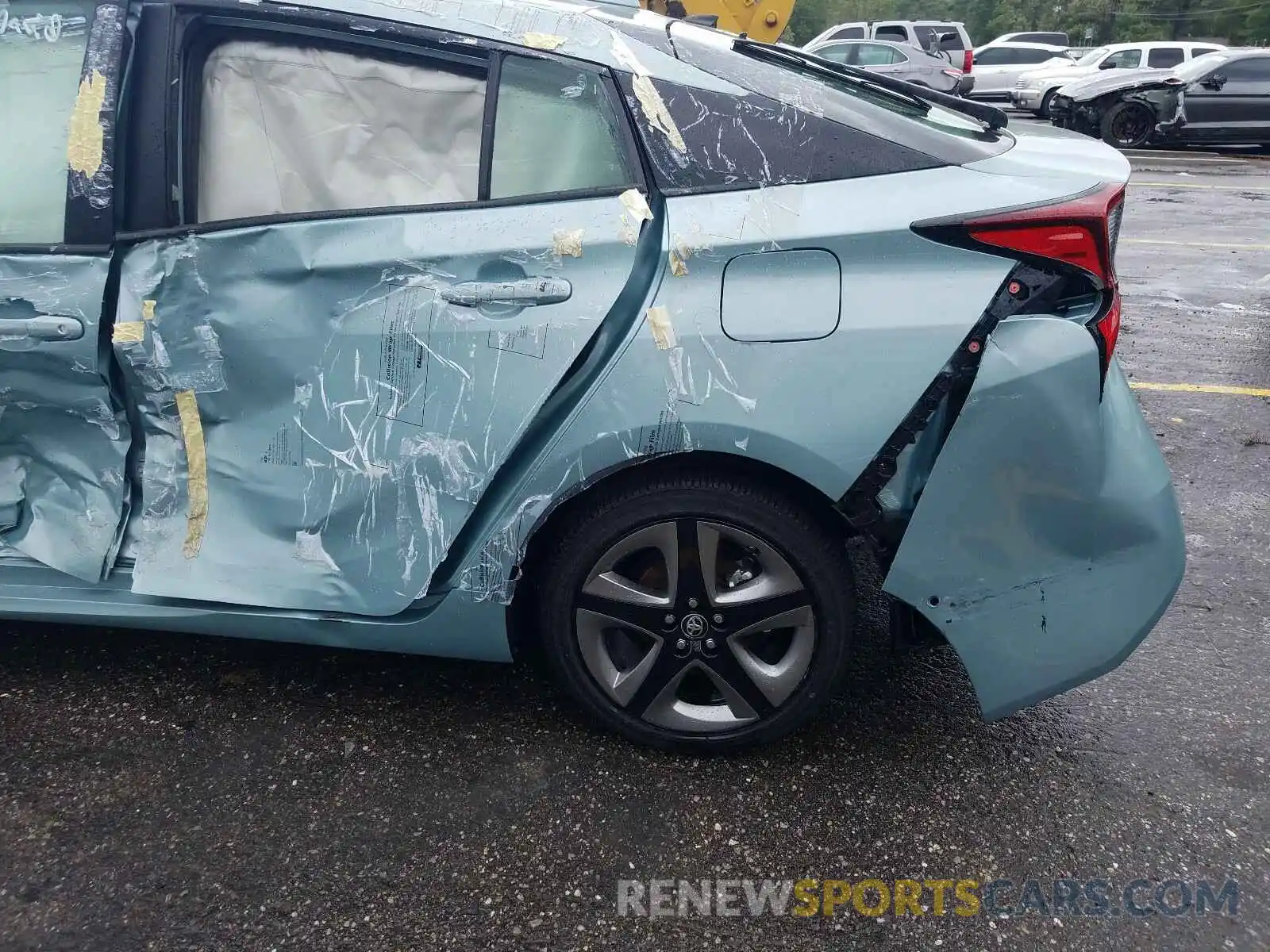 9 Photograph of a damaged car JTDKARFU0K3089588 TOYOTA PRIUS 2019