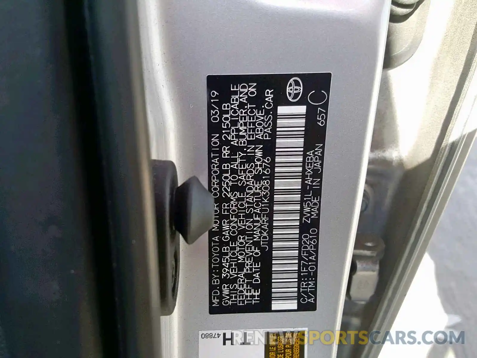 10 Photograph of a damaged car JTDKARFU1K3081676 TOYOTA PRIUS 2019