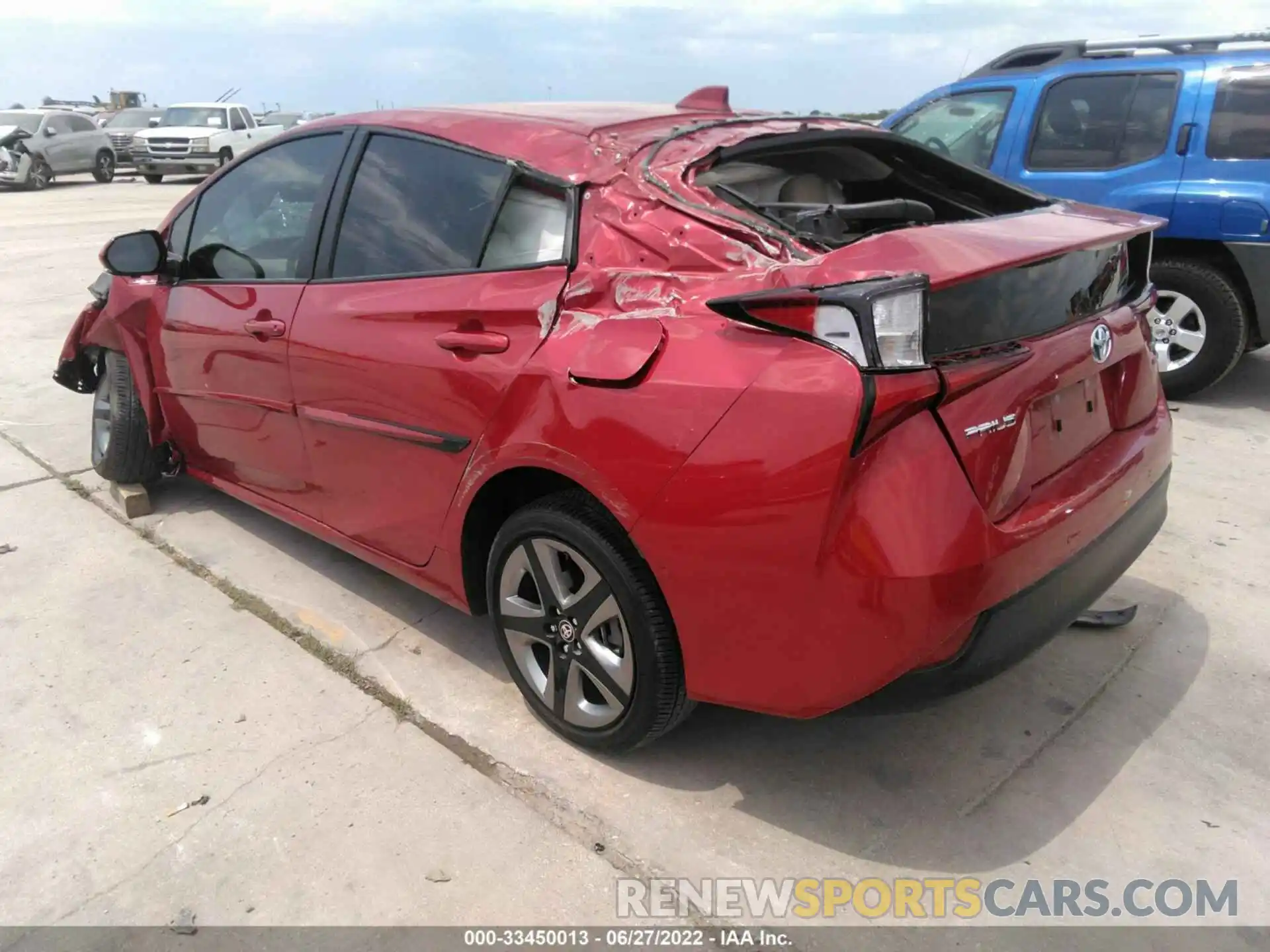 3 Фотография поврежденного автомобиля JTDKARFU1K3085162 TOYOTA PRIUS 2019