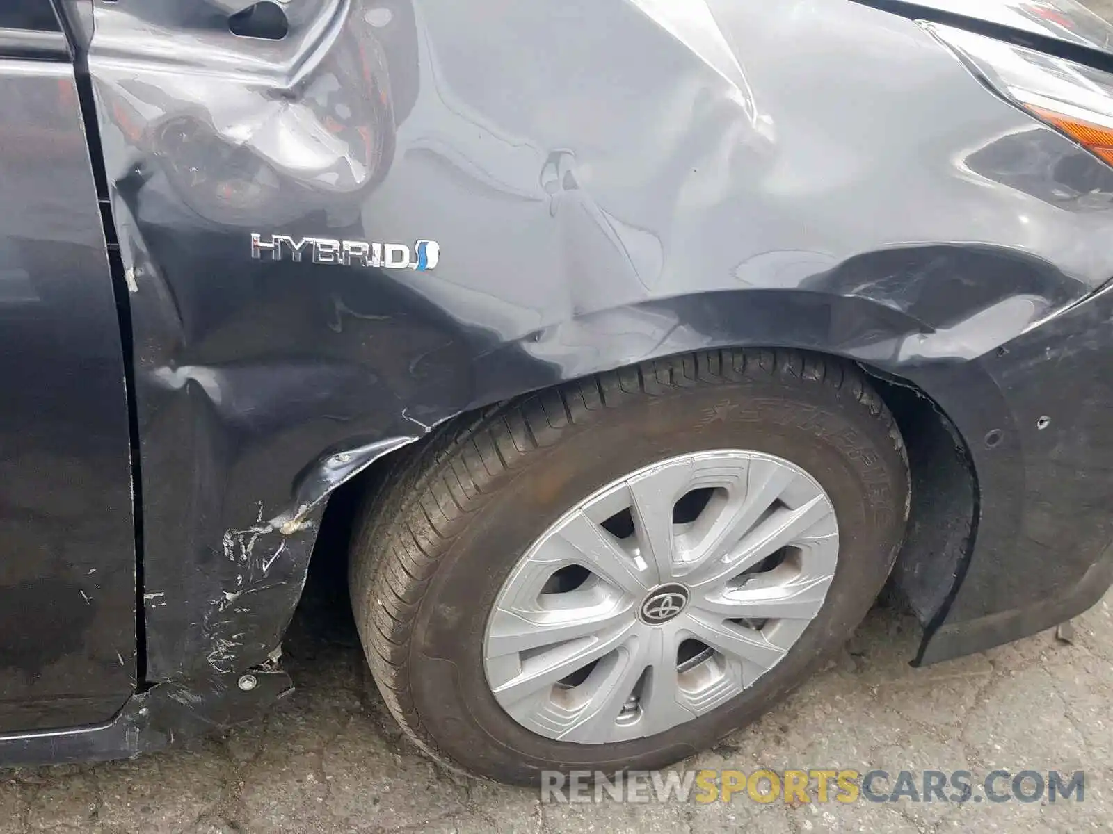 9 Photograph of a damaged car JTDKARFU1K3086957 TOYOTA PRIUS 2019