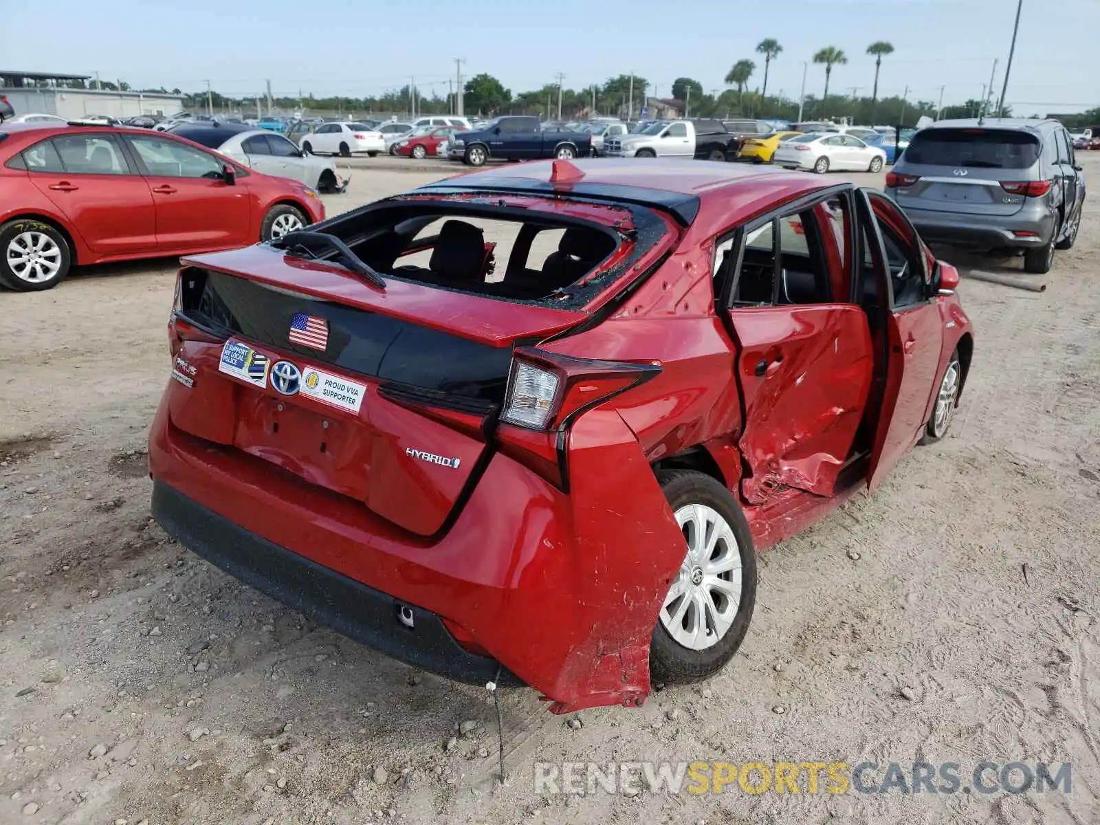 4 Photograph of a damaged car JTDKARFU1K3087588 TOYOTA PRIUS 2019